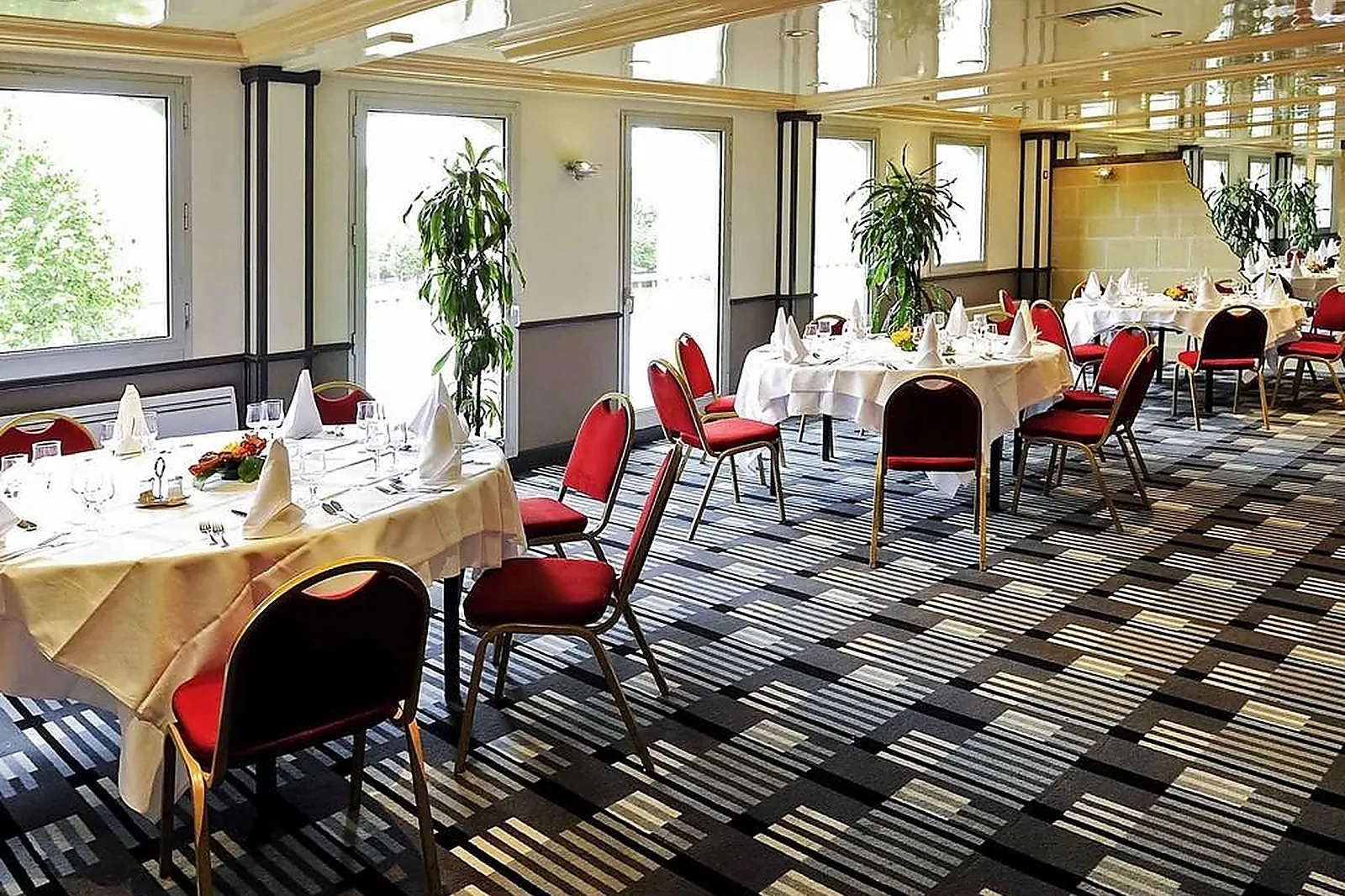 Lieux événementiels, MERCURE ROUEN CHAMP DE MARS