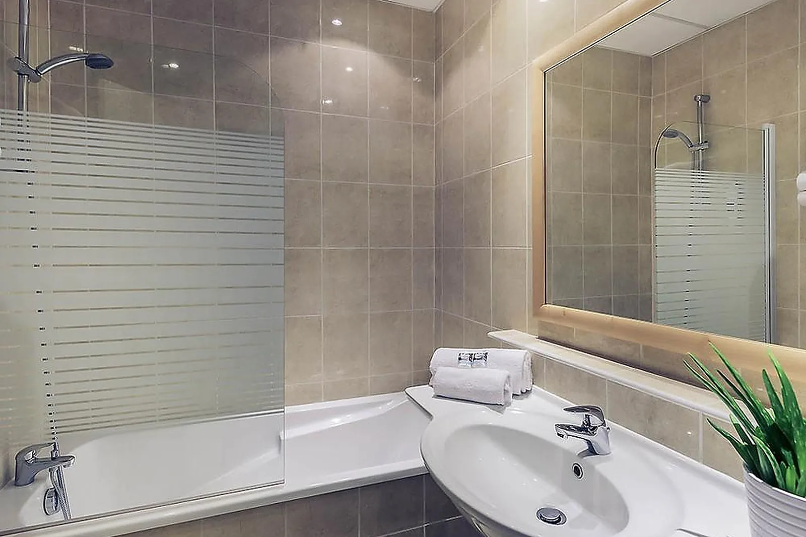 Lieux événementiels, MERCURE TOURS CENTRE GARE ET CONGRÈS