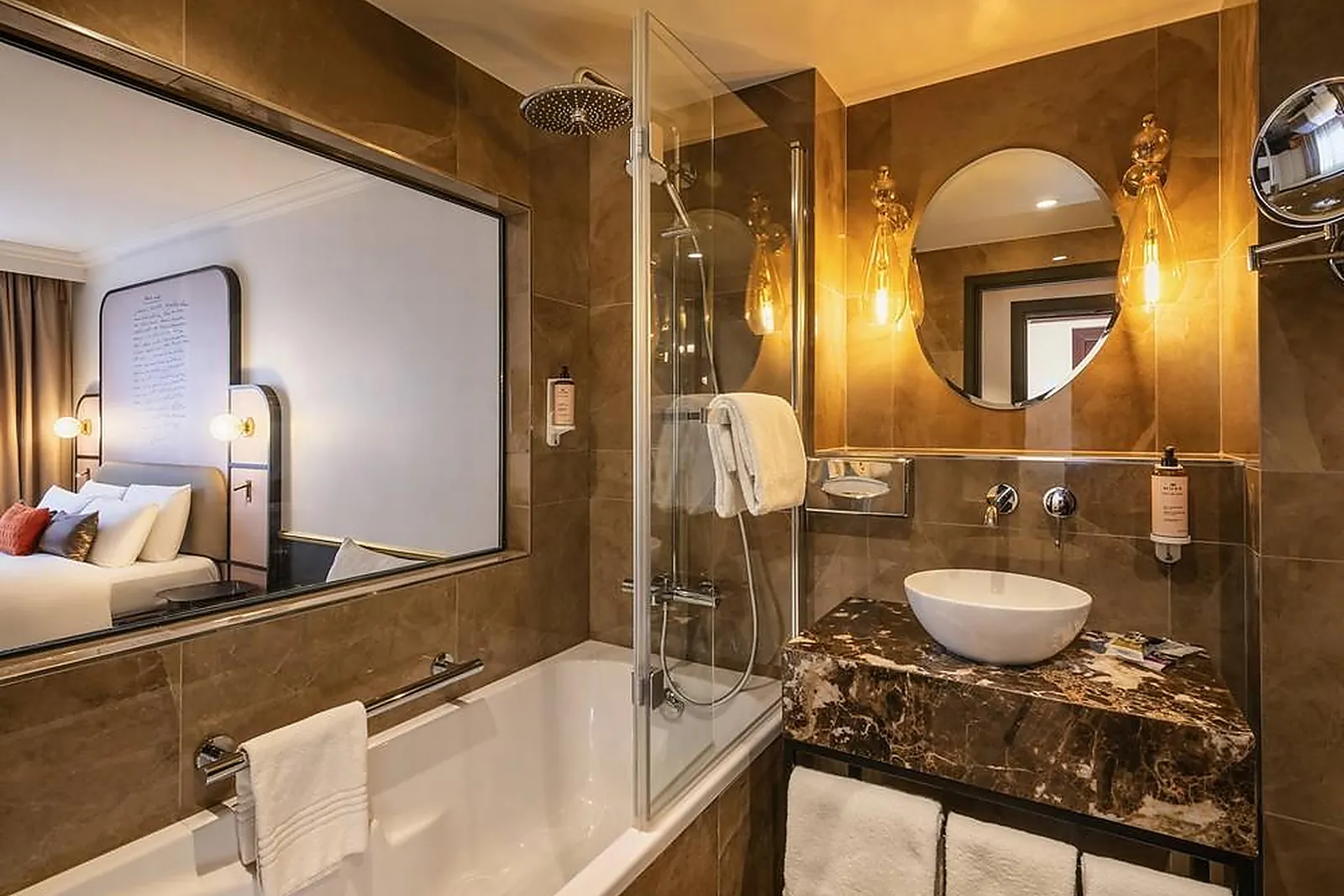 Lieux événementiels, MERCURE VERSAILLES PARLY 2