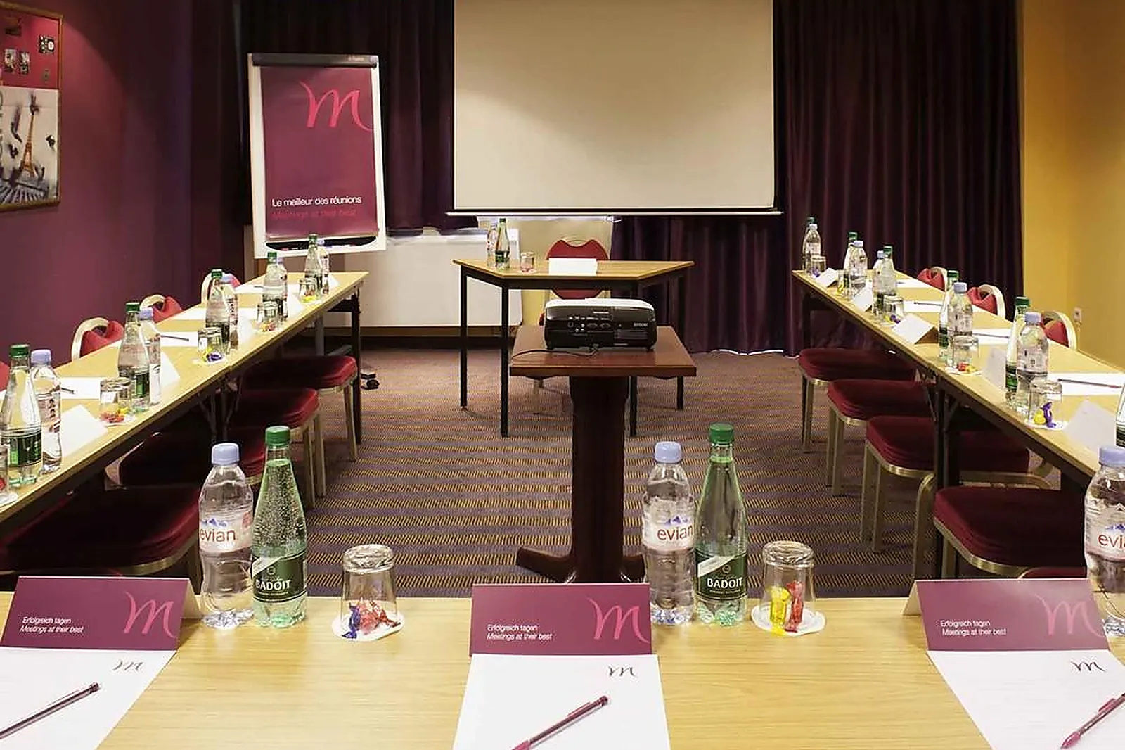 Lieux événementiels, MERCURE VERSAILLES PARLY 2