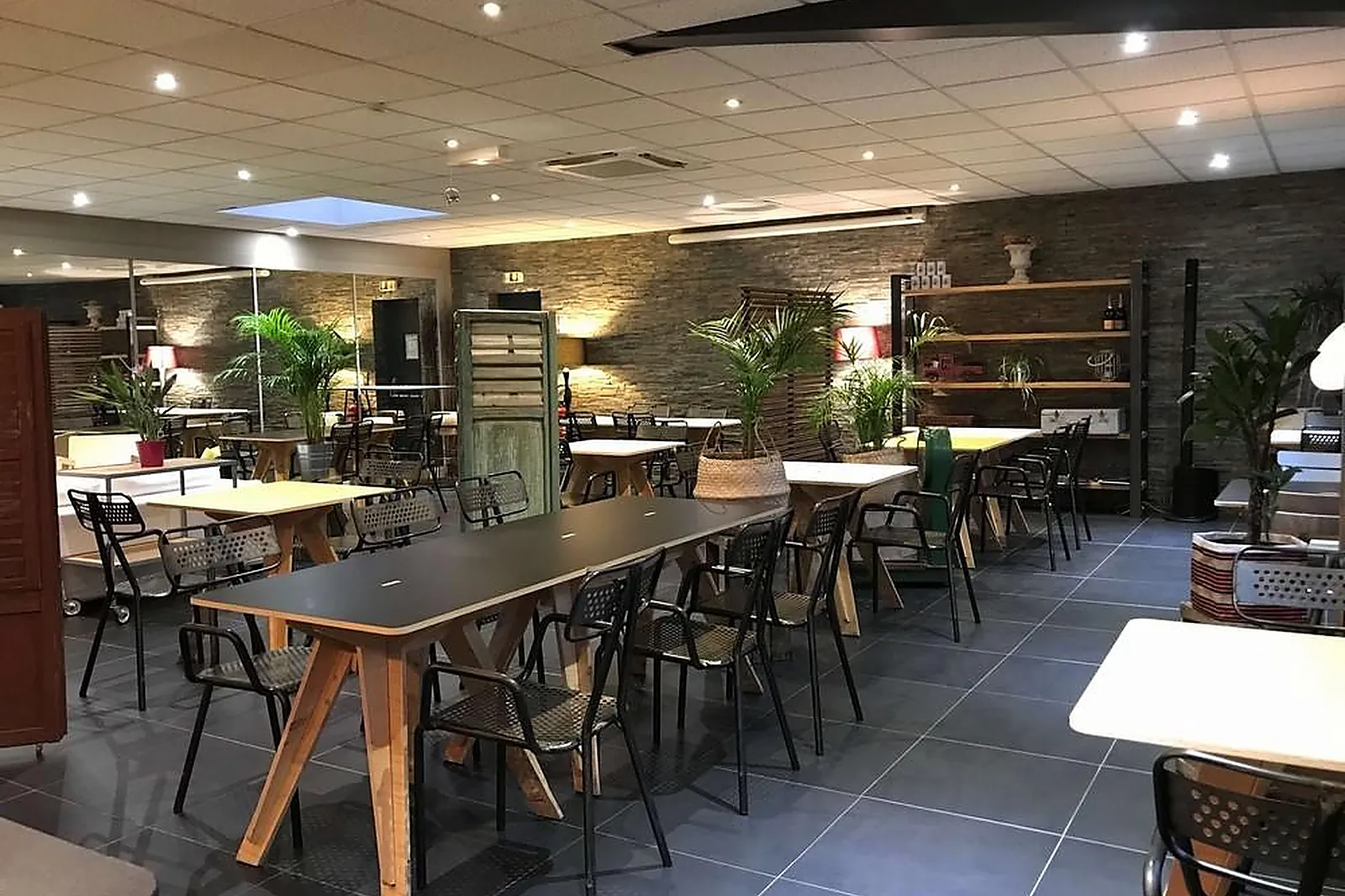 Lieux événementiels, METS EN SCÈNE