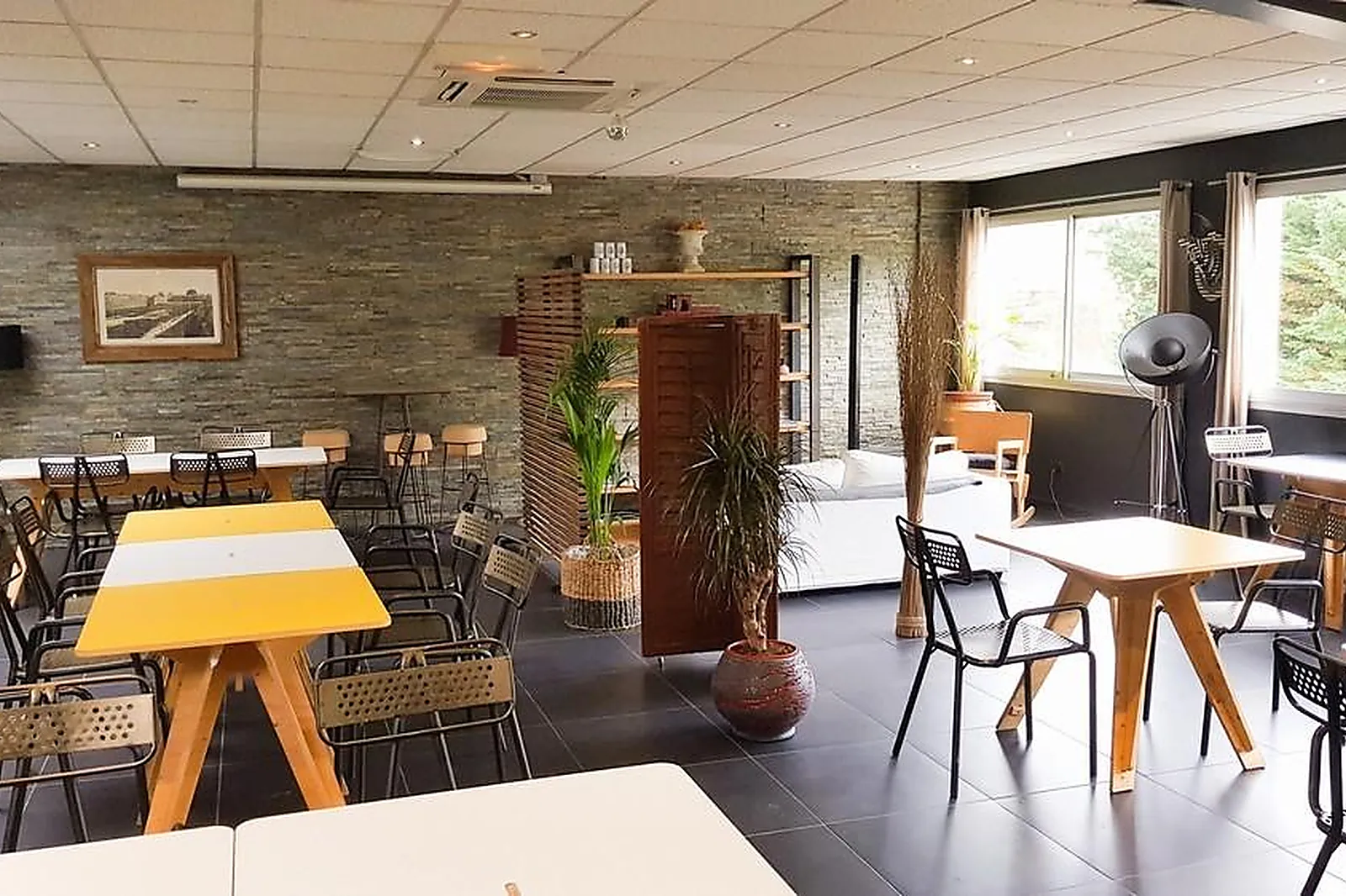 Lieux événementiels, METS EN SCÈNE