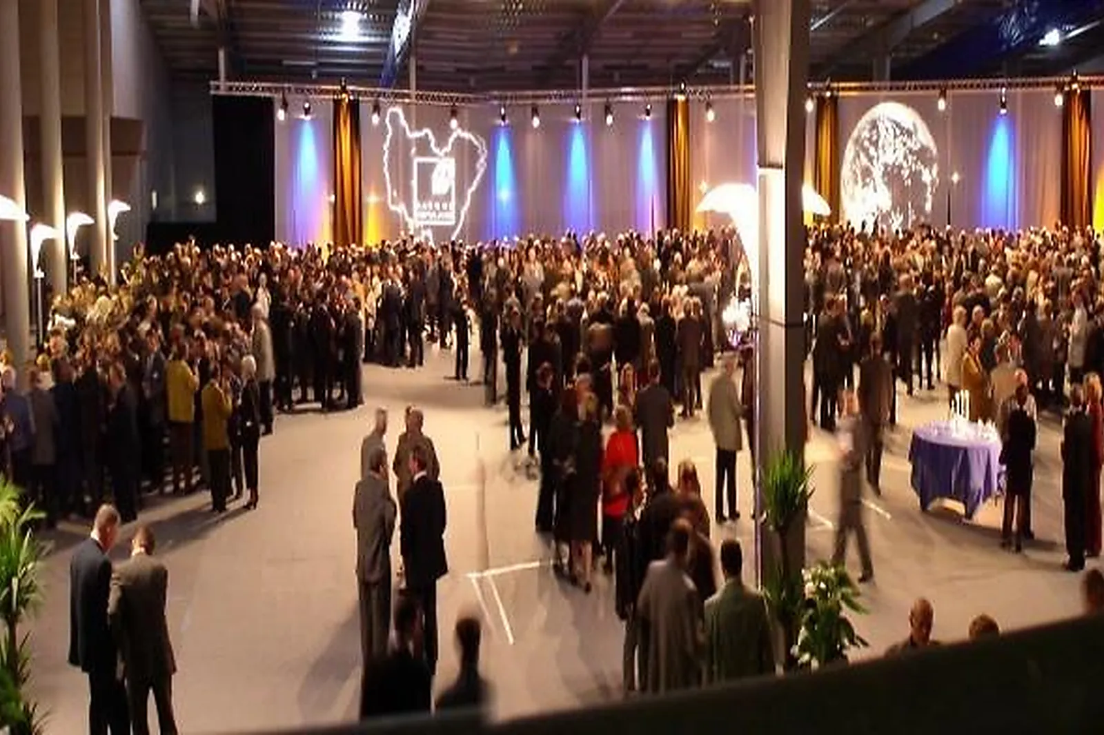 Lieux événementiels, MICROPOLIS