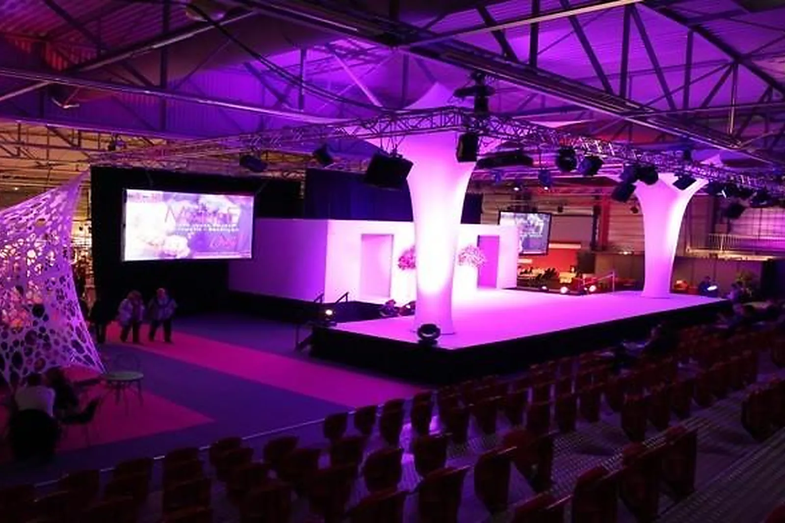 Lieux événementiels, MICROPOLIS