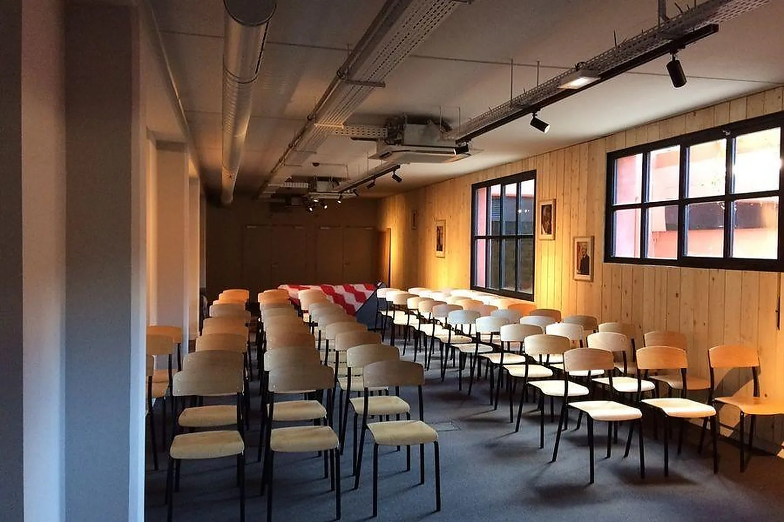 Lieux événementiels, MOB HÔTEL PARIS LES PUCES