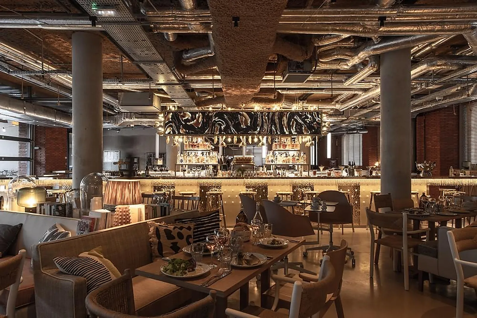 Lieux événementiels, MOB HOUSE