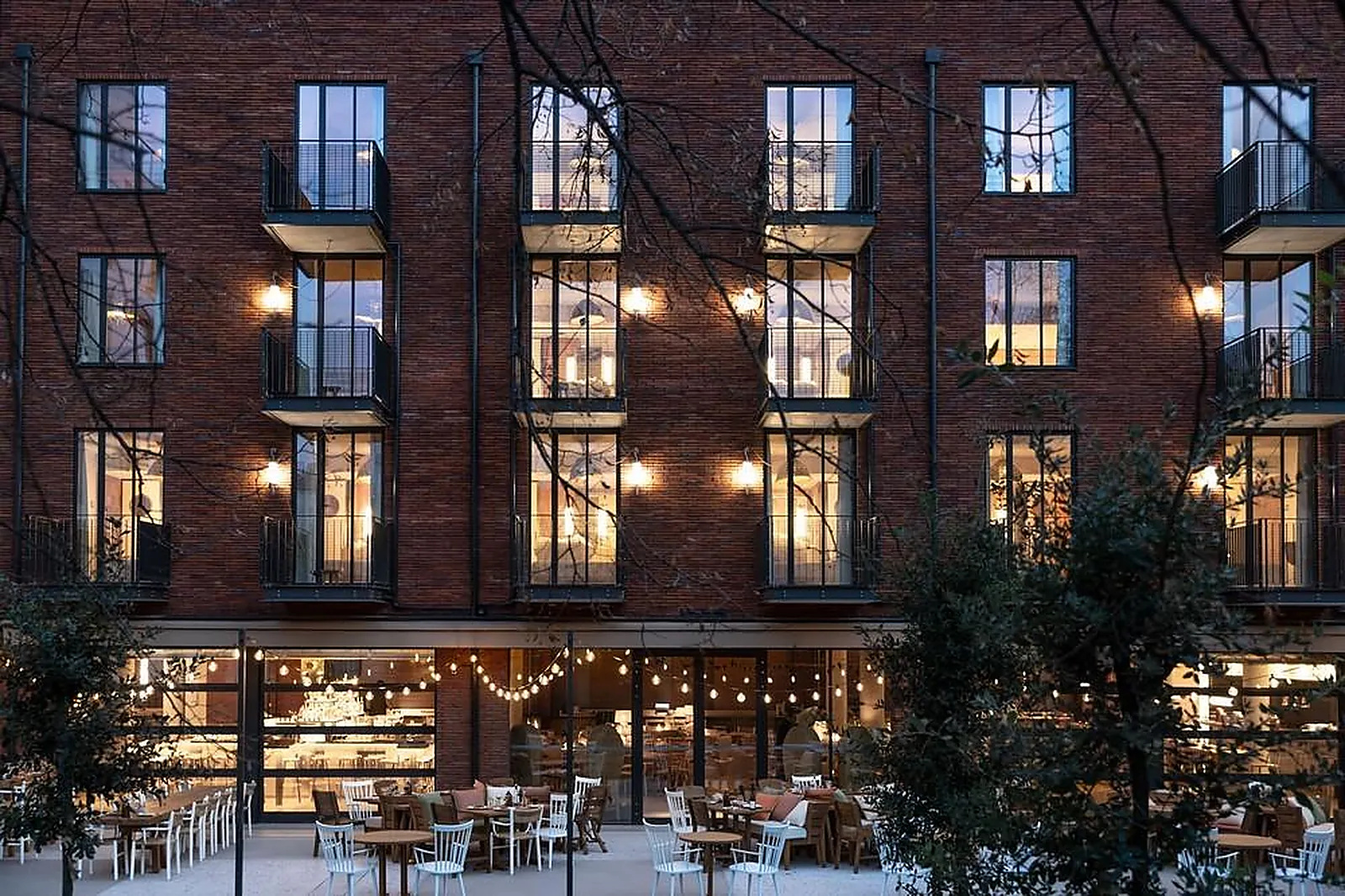 Lieux événementiels, MOB HOUSE