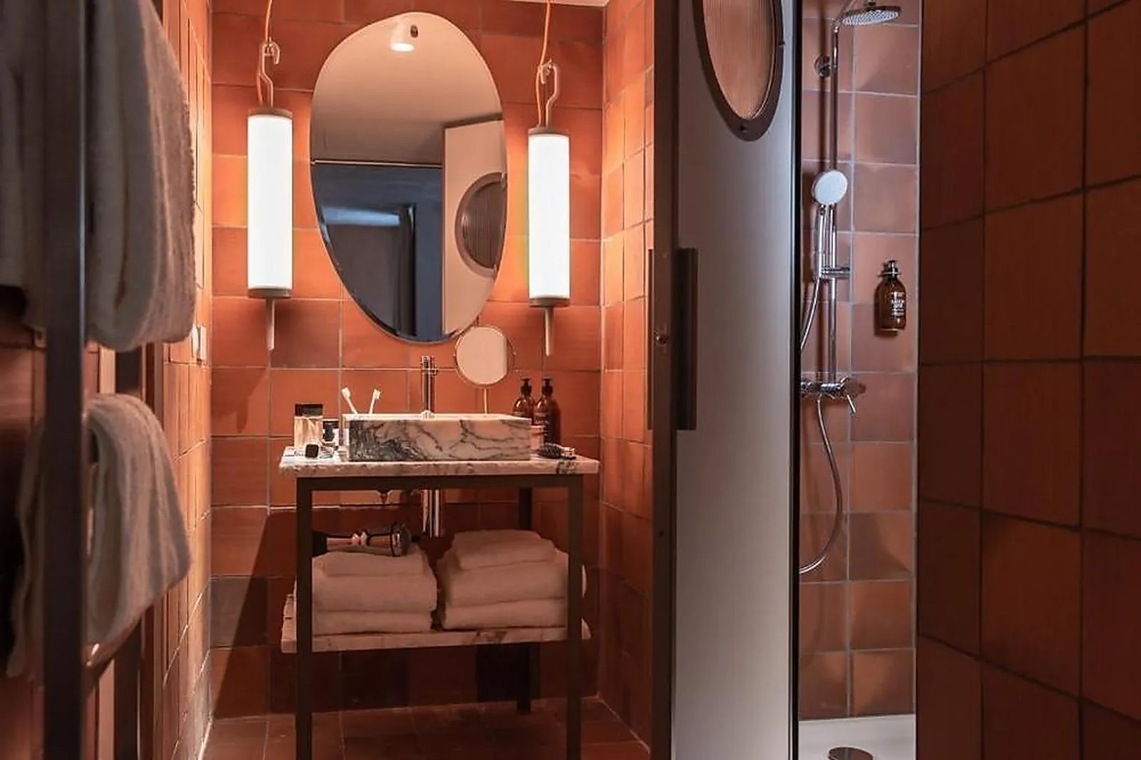 Lieux événementiels, MOB HOUSE