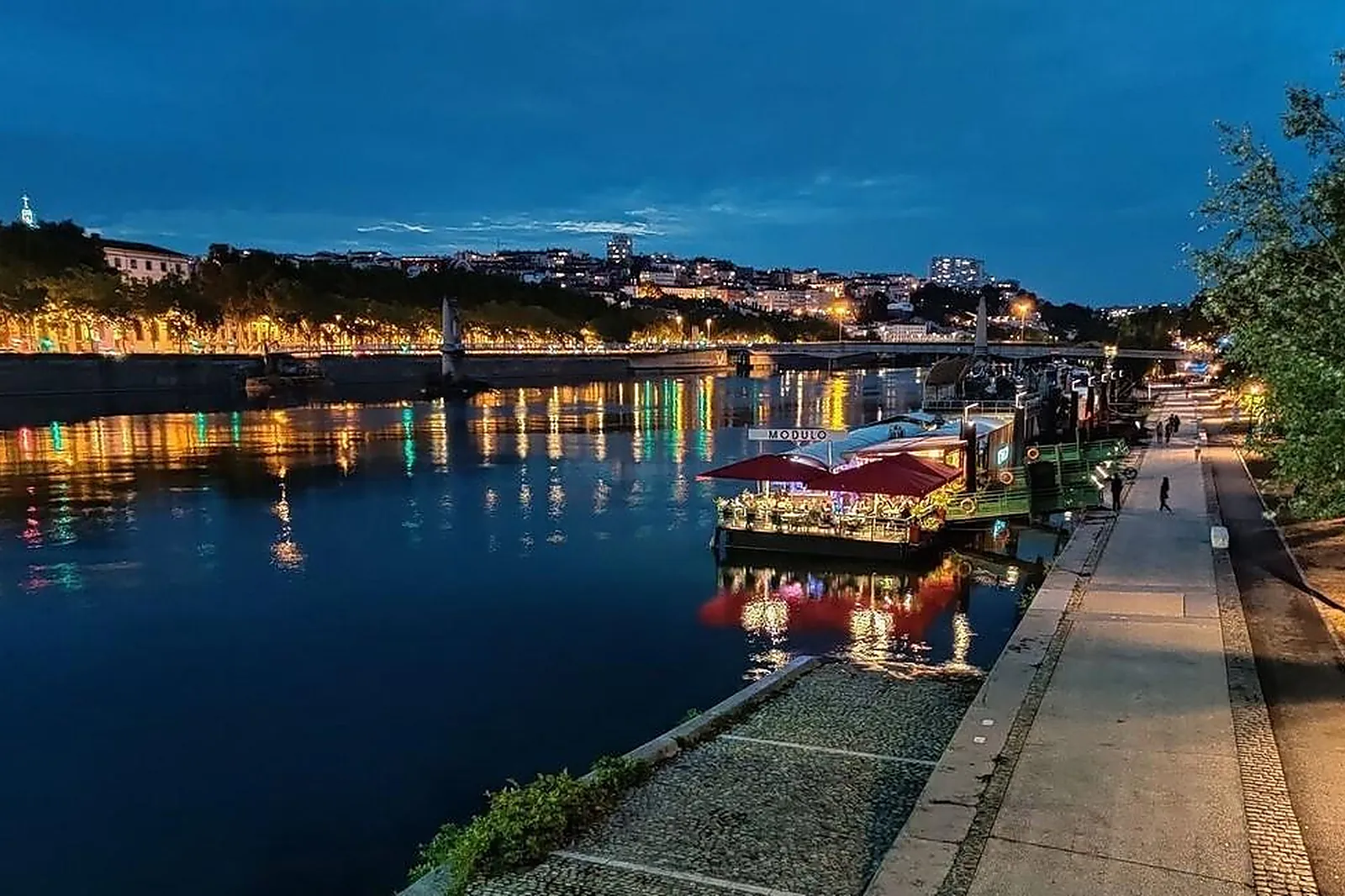 Lieux événementiels, MODULO