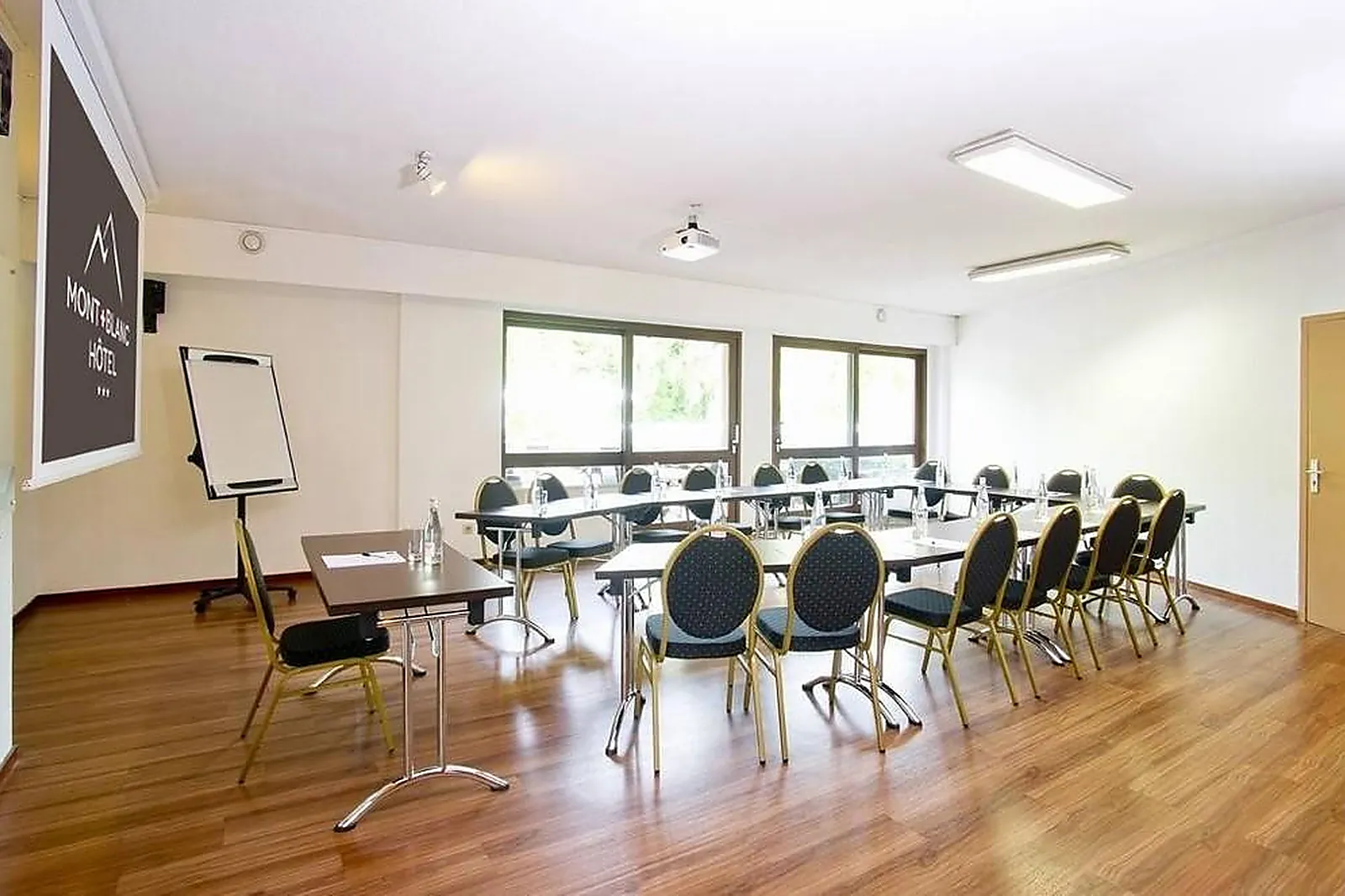 Lieux événementiels, MONT-BLANC HÔTEL GENÈVE SUD