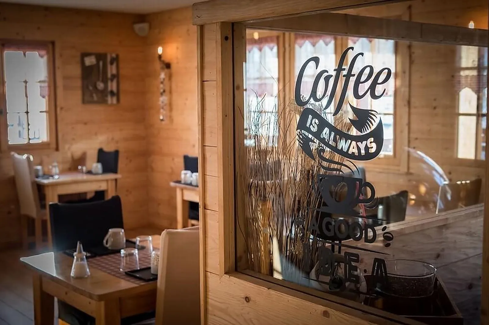 Lieux événementiels, MONTANA CHALET HÔTEL SPA