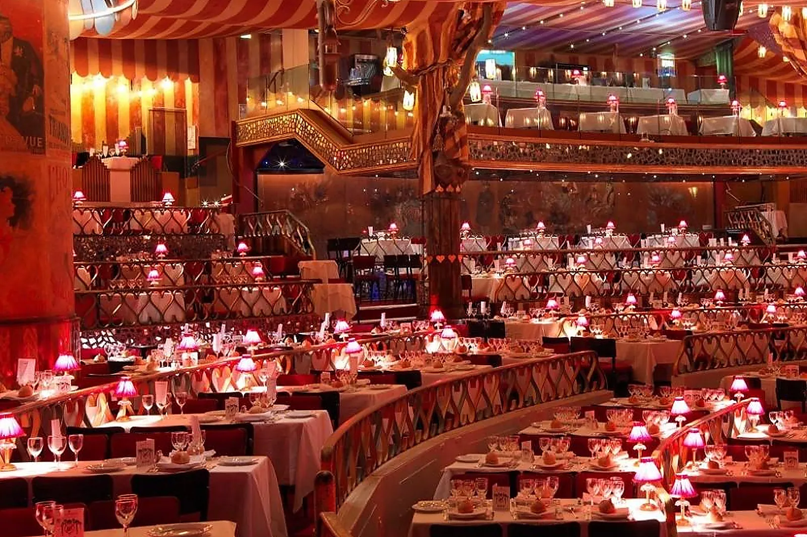 Lieux événementiels, MOULIN ROUGE