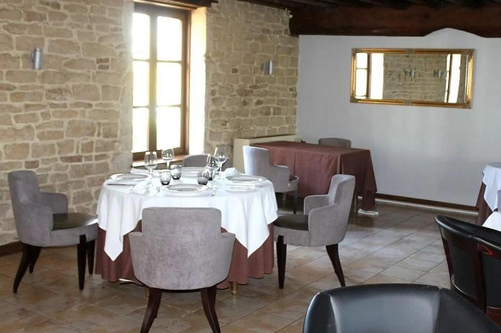 Lieux événementiels, MOULIN DE BOURGCHATEAU