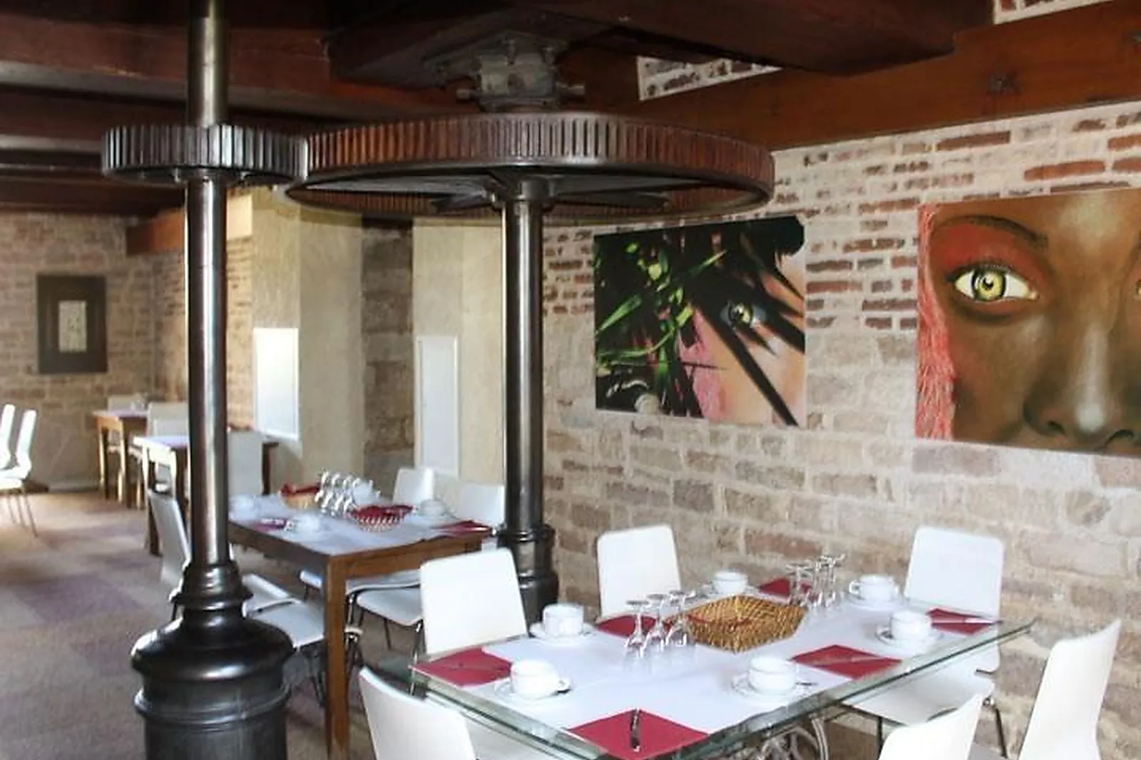 Lieux événementiels, MOULIN DE BOURGCHATEAU