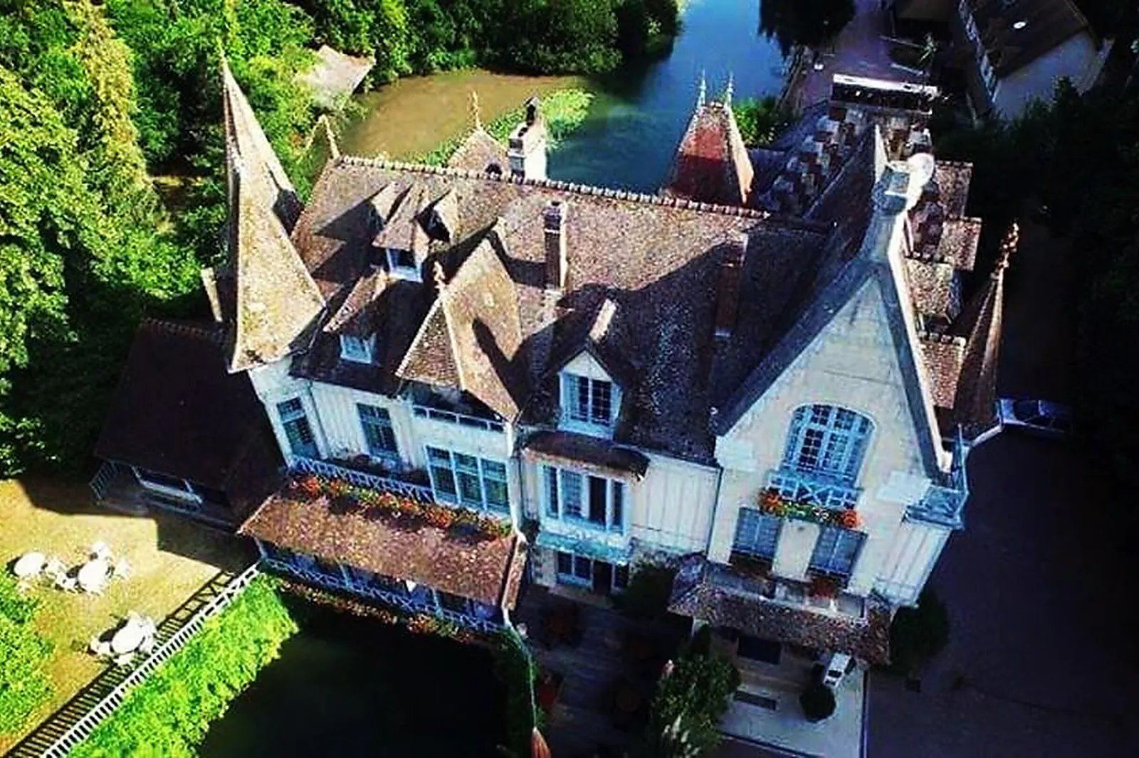 Lieux événementiels, MOULIN DE CONNELLES