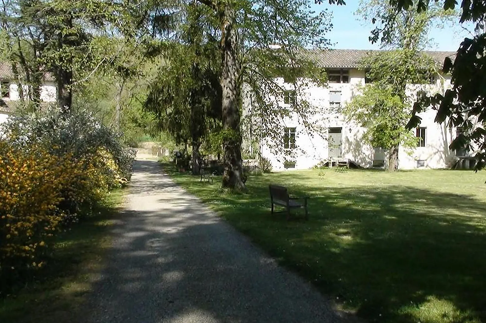 Lieux événementiels, MOULIN DE LARROQUE