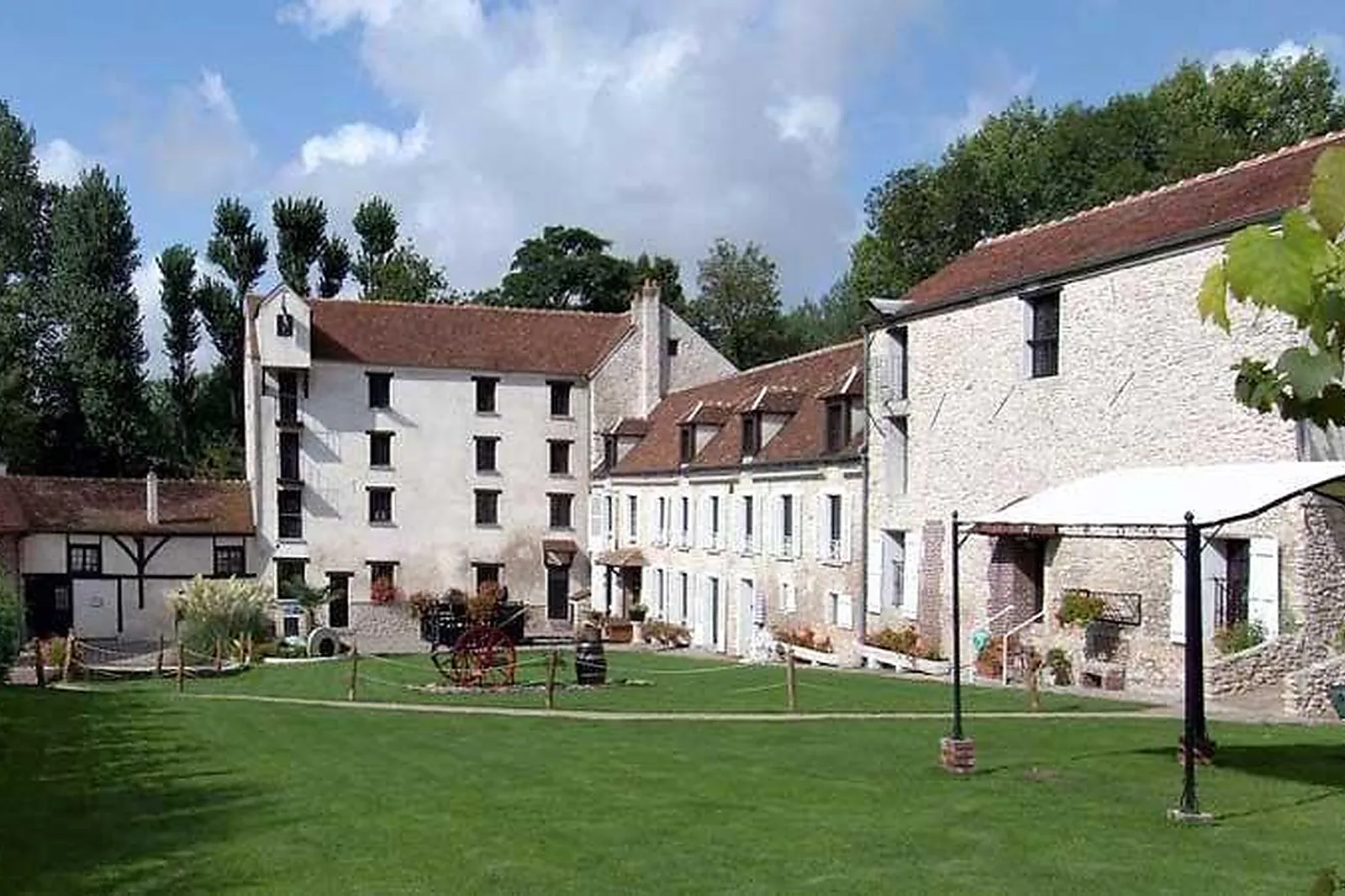 Lieux événementiels, MOULIN DE MOULIGNON
