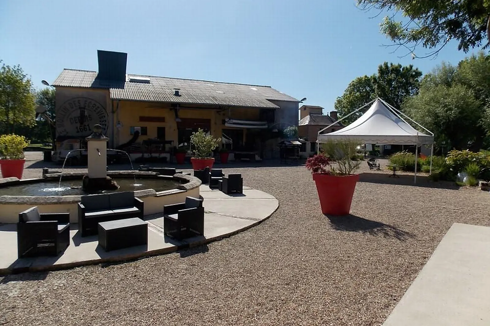 Lieux événementiels, MOULIN DES ECREVISSES