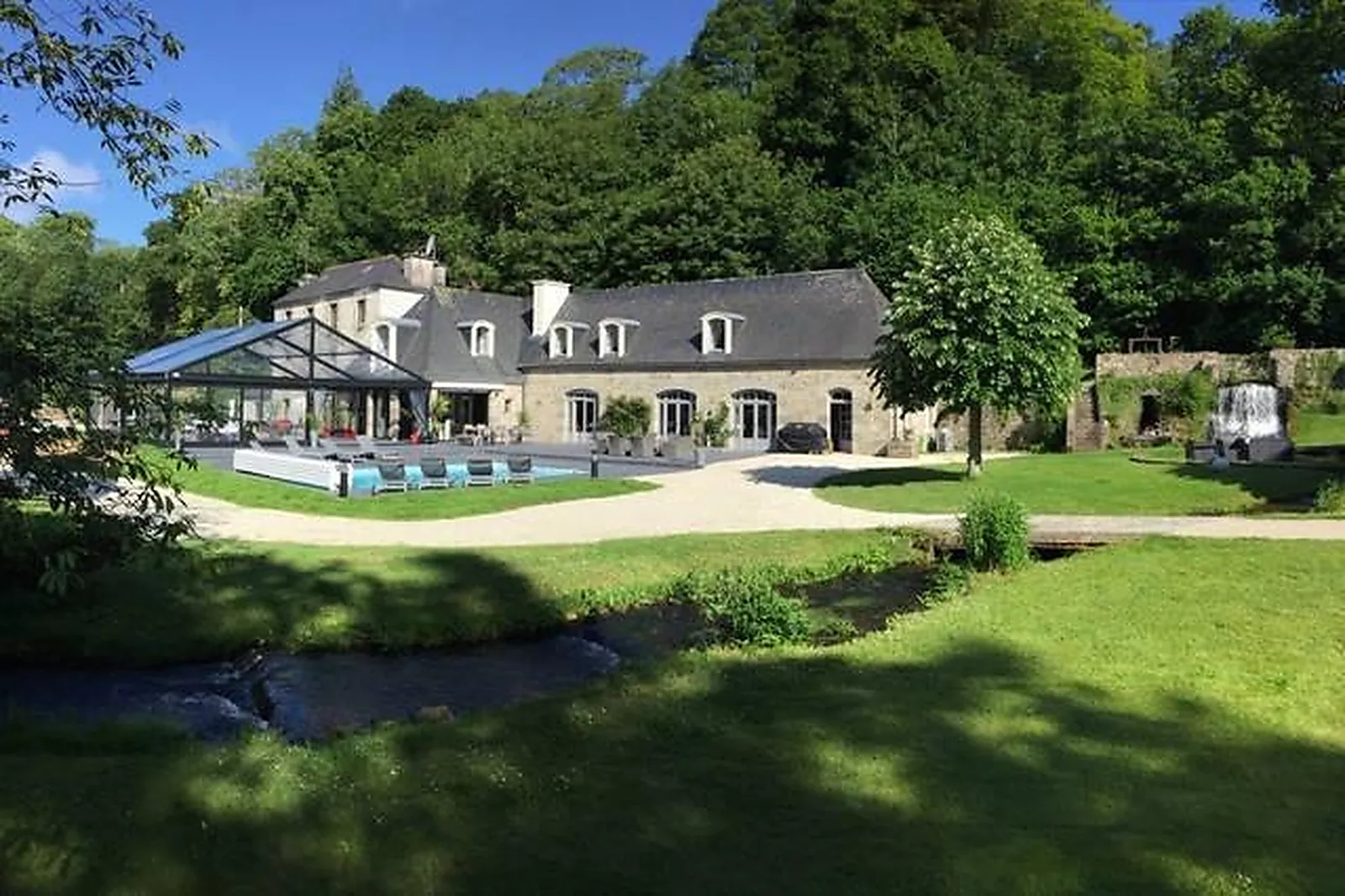 Lieux événementiels, MOULIN DU PONCHOU