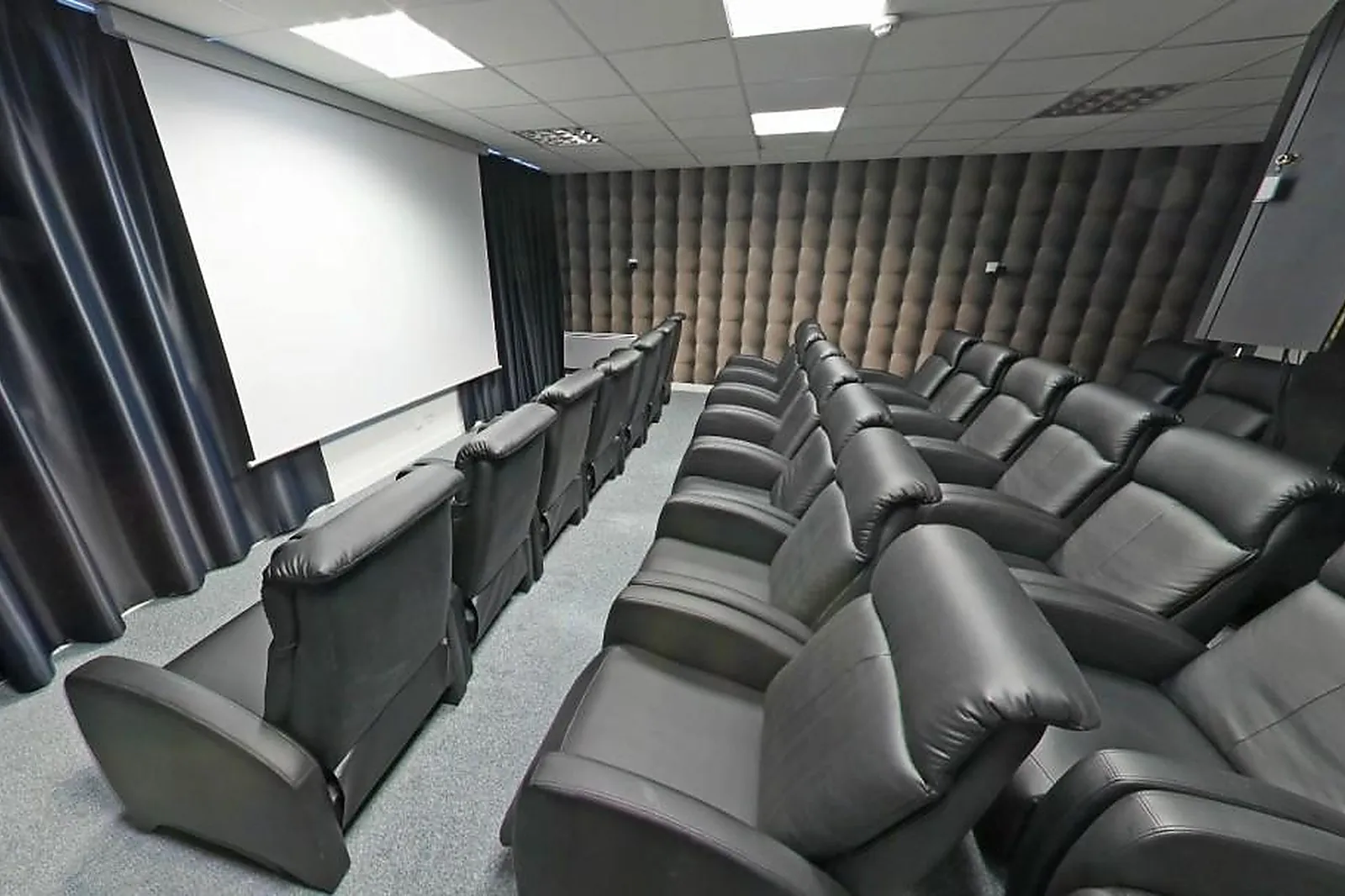 Lieux événementiels, NEACLUB - LA PULKA