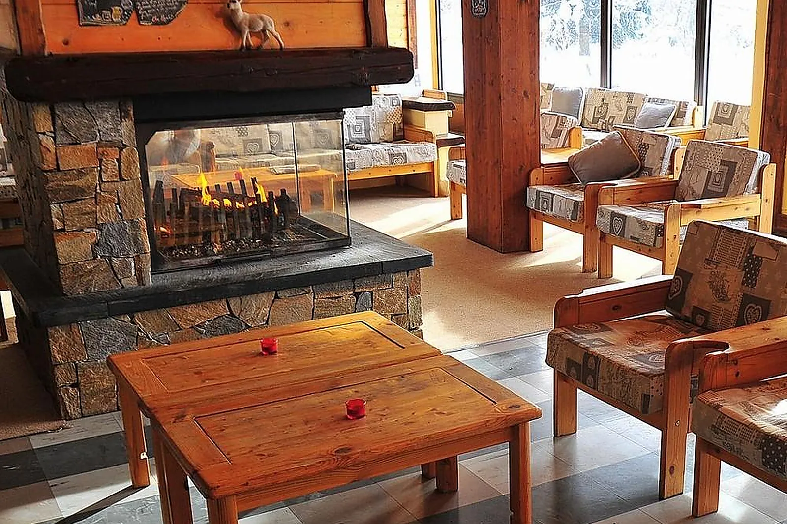 Lieux événementiels, NEACLUB LES CÎMES DU LÉMAN