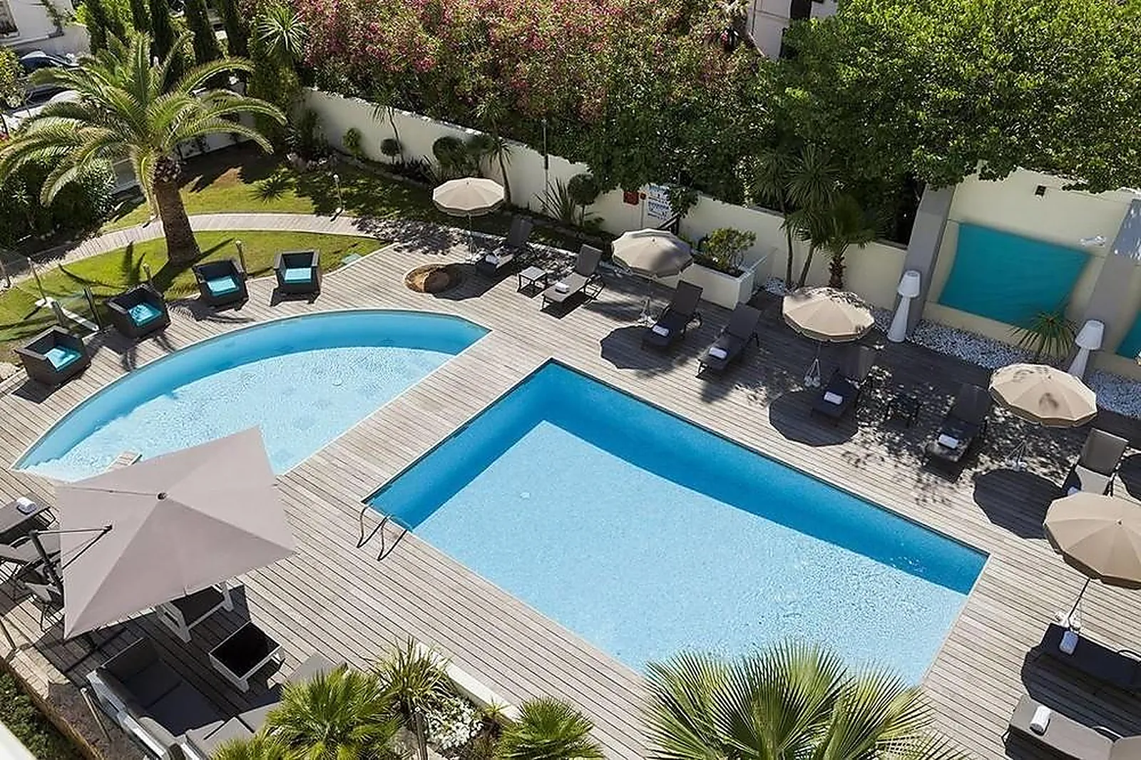 Lieux événementiels, NEHÔ SUITES CANNES CROISETTE