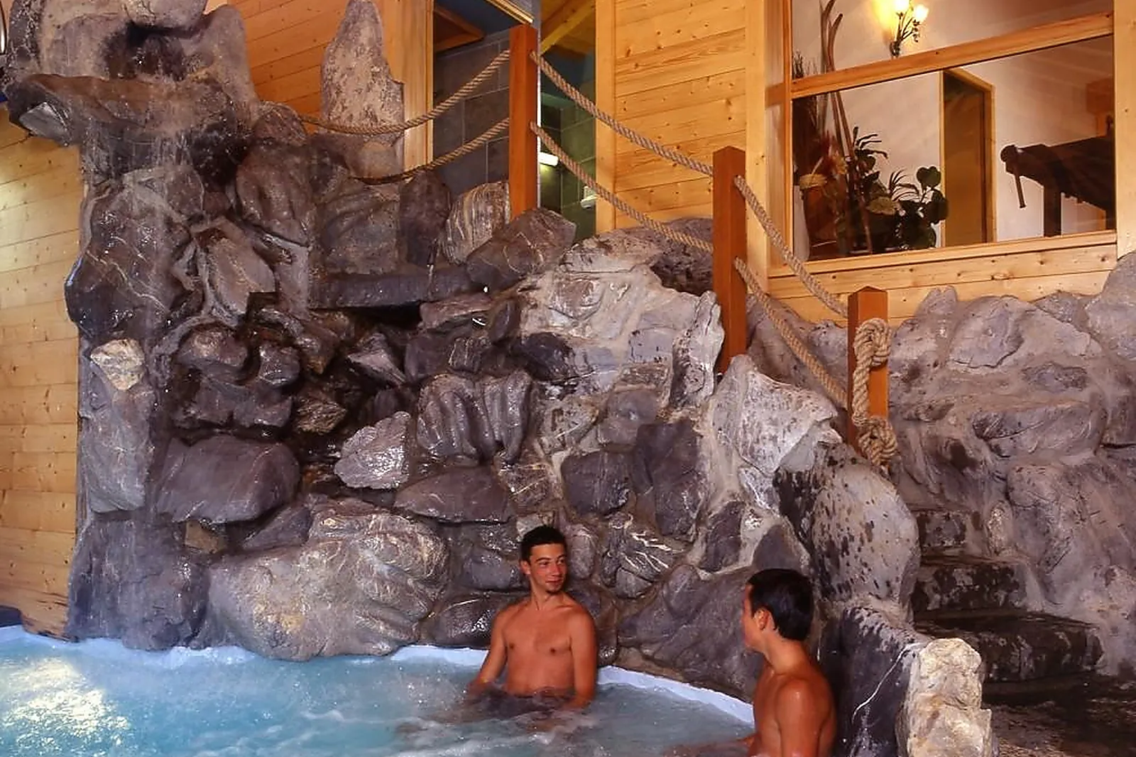 Lieux événementiels, NEIGE ET ROC