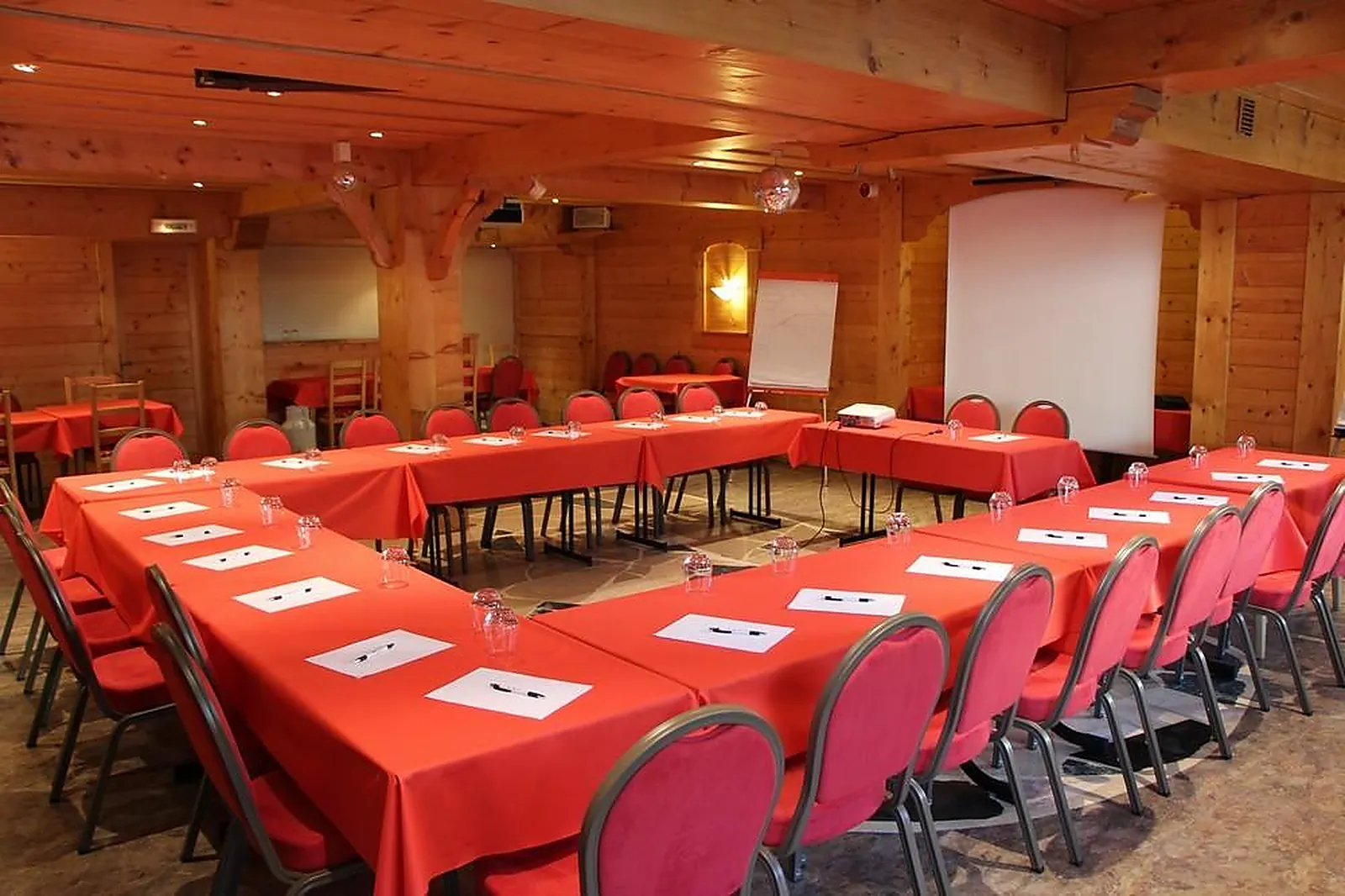 Lieux événementiels, NEIGE ET ROC