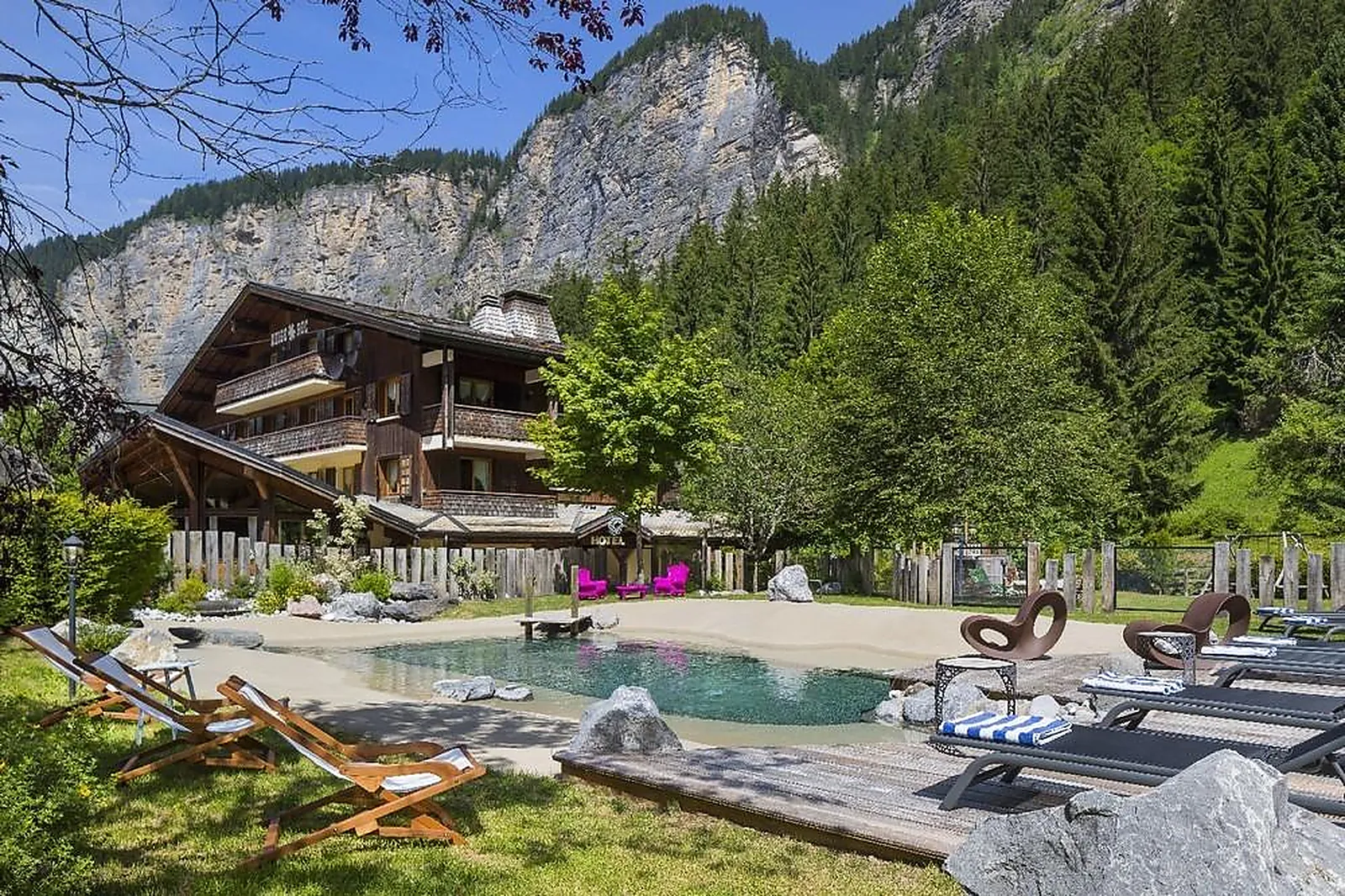 Lieux événementiels, NEIGE ET ROC MORZINE