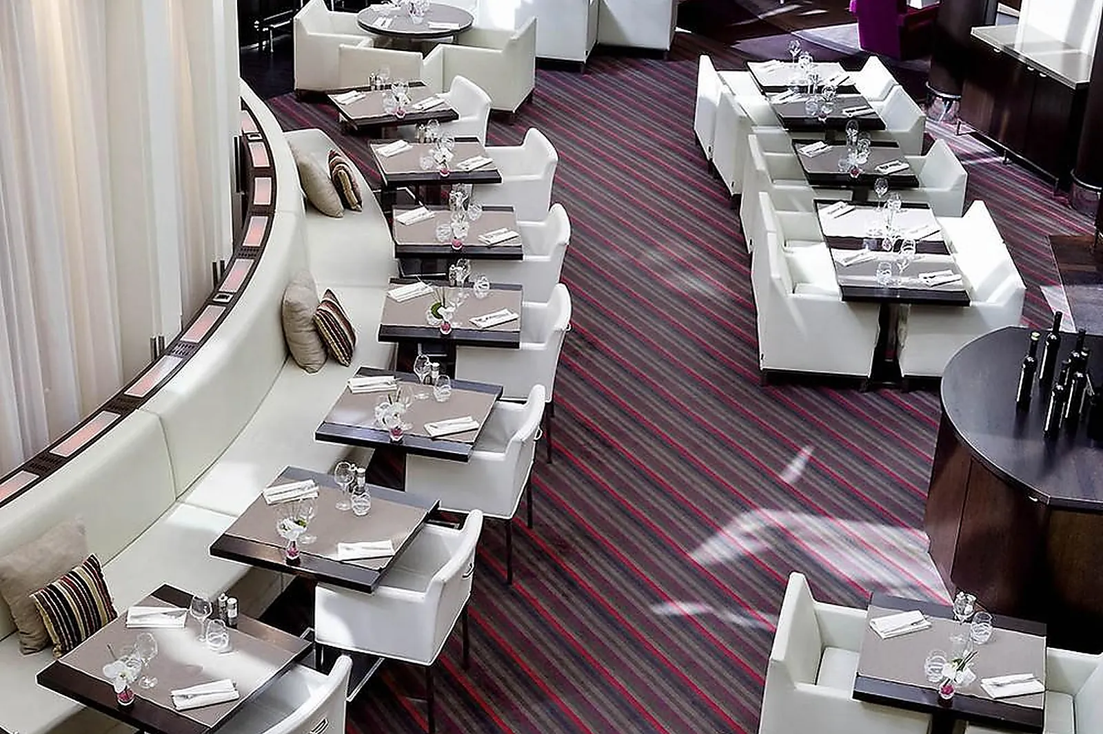 Lieux événementiels, NEST MGALLERY PARIS LA DEFENSE