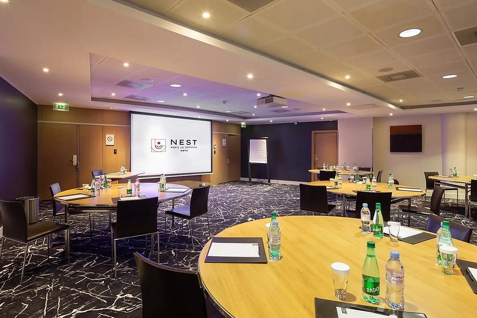 Lieux événementiels, NEST MGALLERY PARIS LA DEFENSE