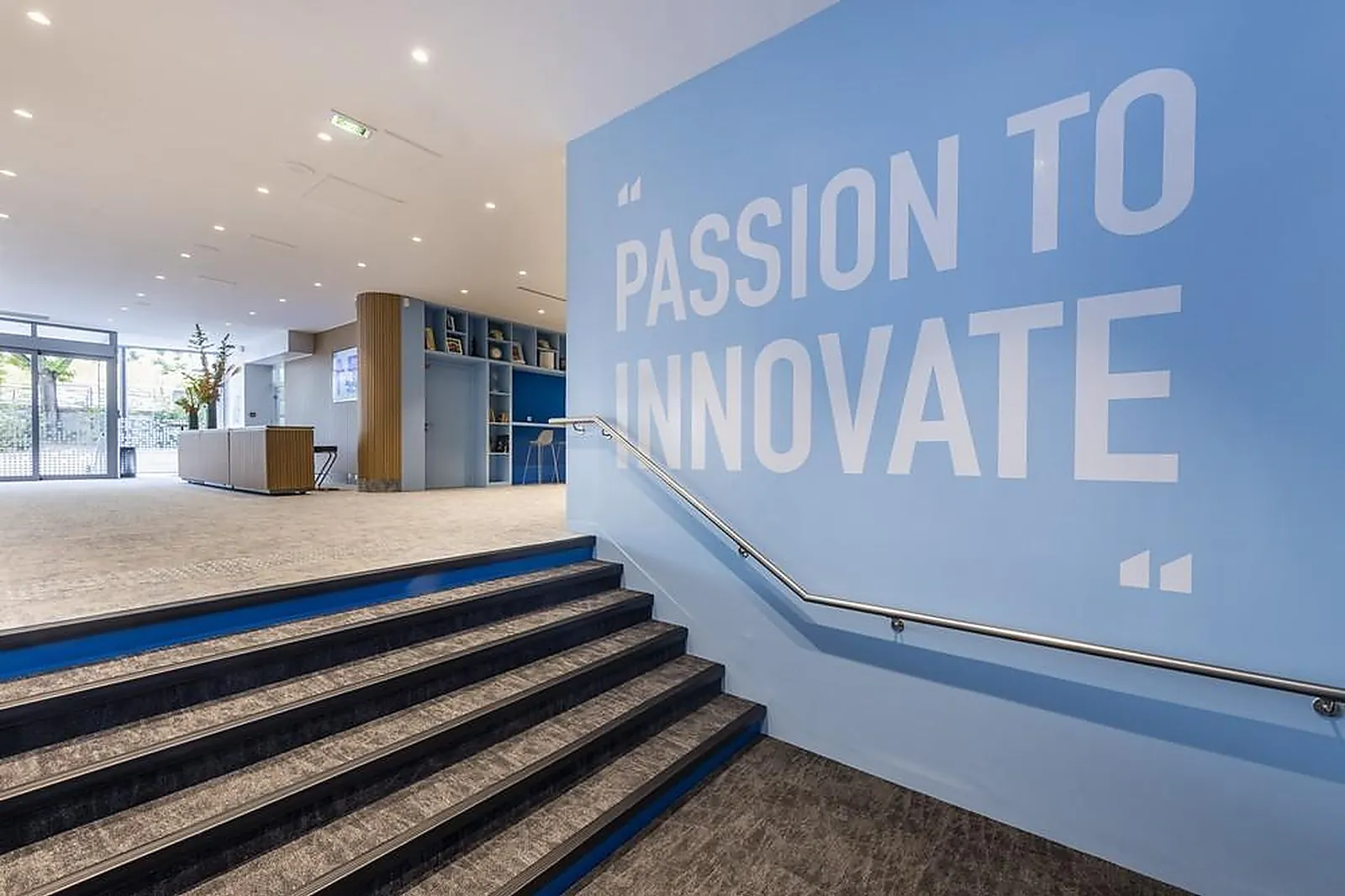 Lieux événementiels, NEW CAP EVENT CENTER