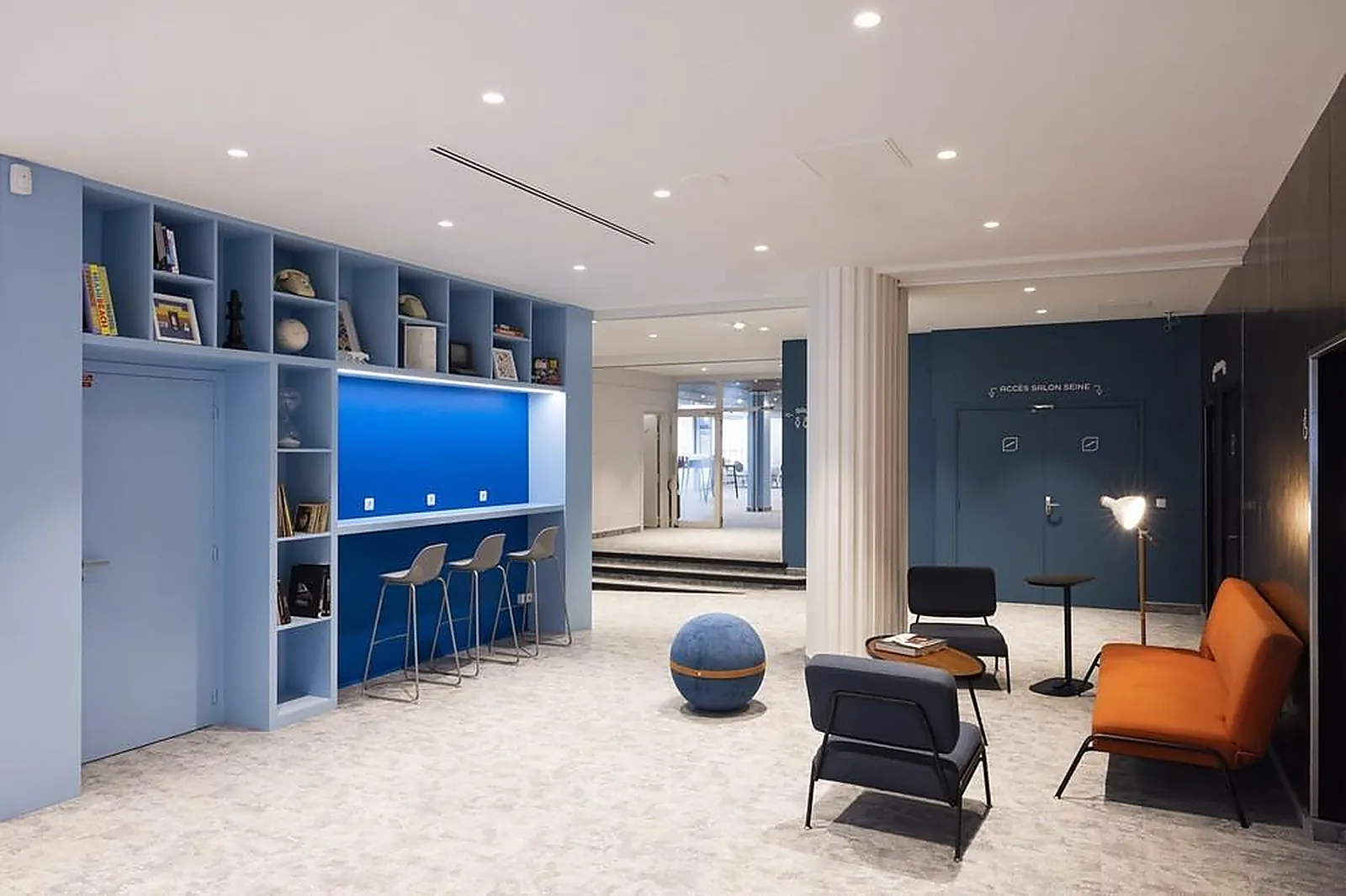 Lieux événementiels, NEW CAP EVENT CENTER