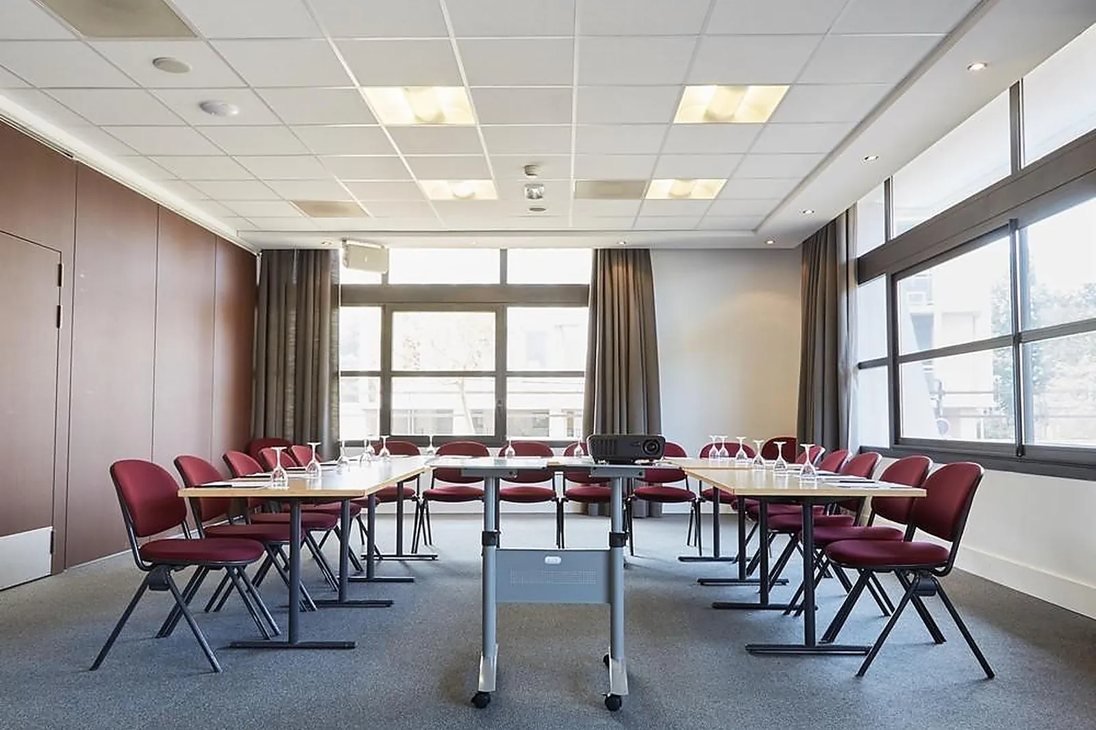 Lieux événementiels, NEWHOTEL OF MARSEILLE