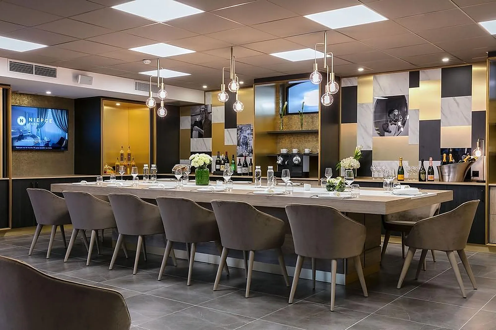 Lieux événementiels, NIEPCE PARIS CURIO COLLECTION BY HILTON