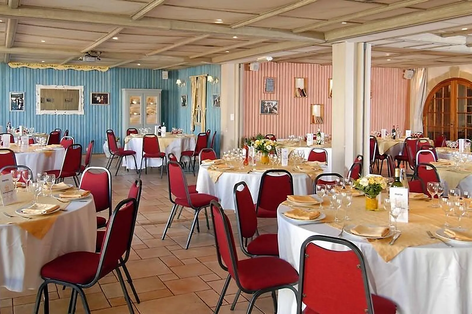 Lieux événementiels, NÎMOTEL