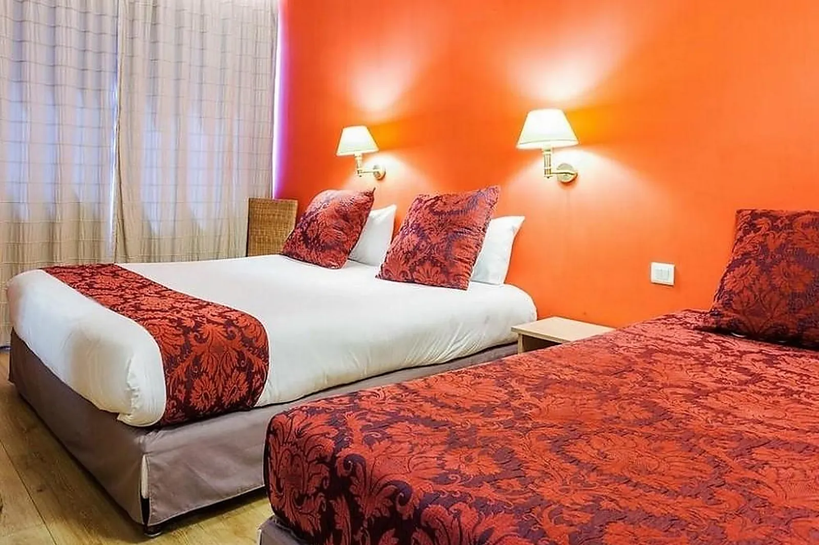 Lieux événementiels, NÎMOTEL