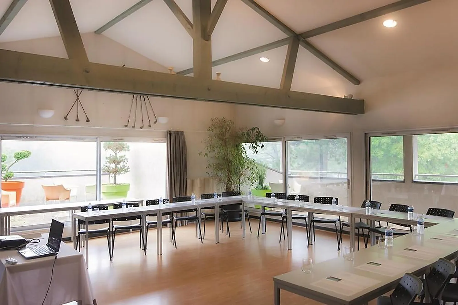 Lieux événementiels, NORGES DIJON BOURGOGNE COUNTRY CLUB