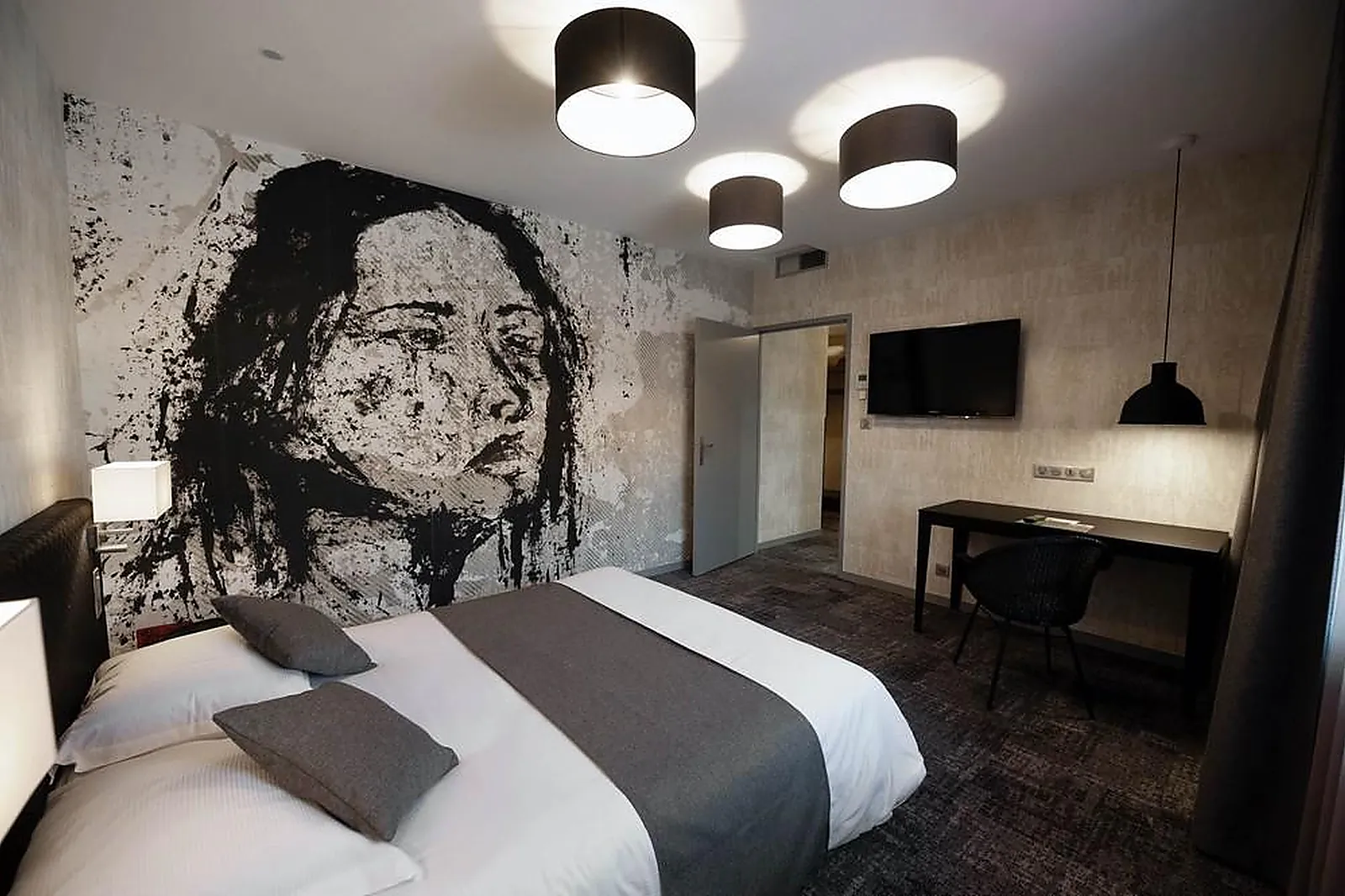 Lieux événementiels, NOTA BENE