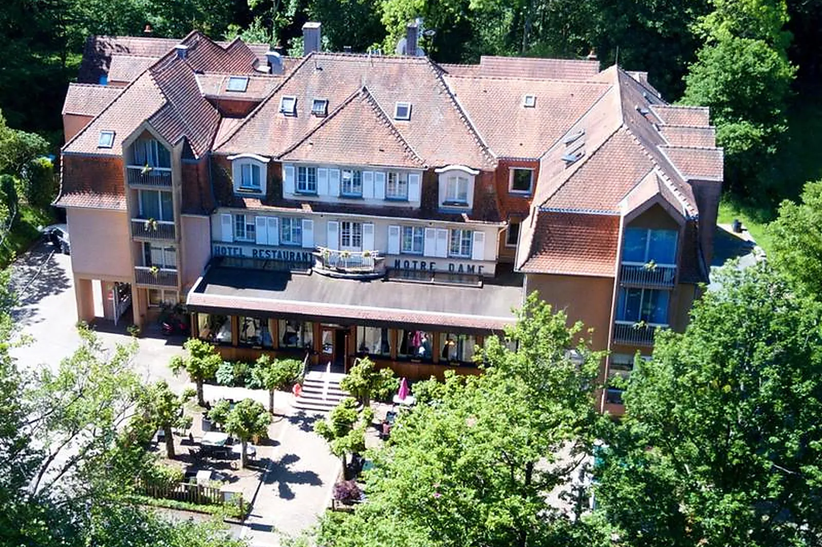 Lieux événementiels, NOTRE-DAME DE BONNE FONTAINE