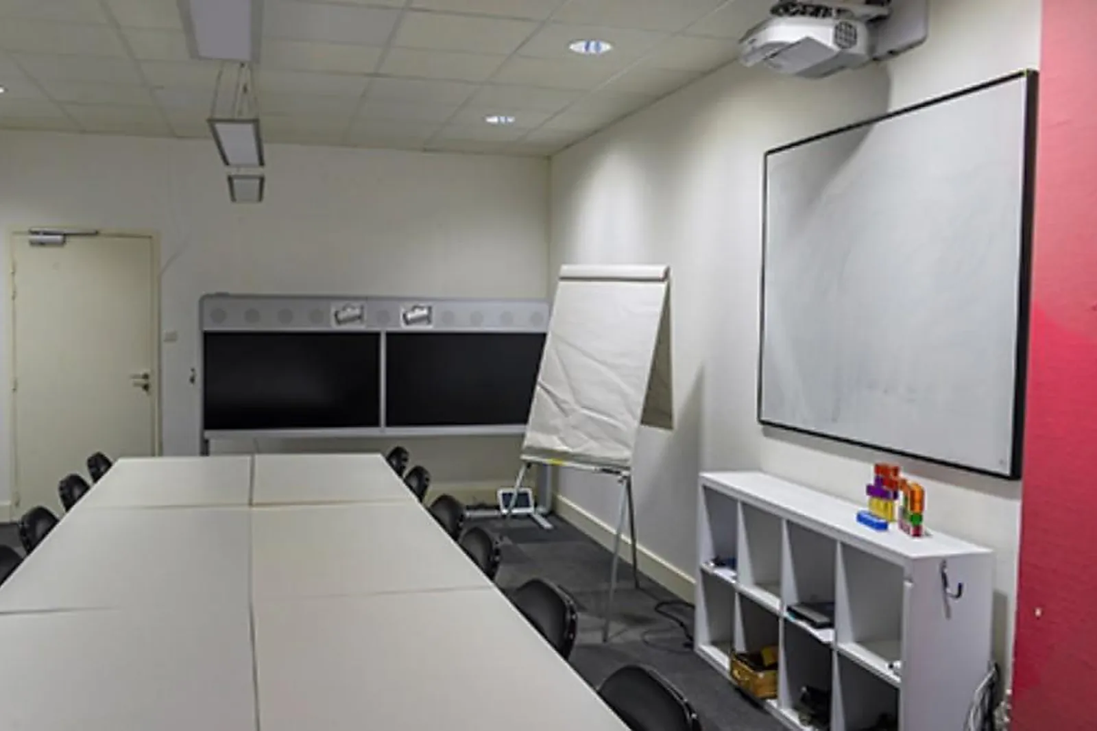 Lieux événementiels, NOVA MÊLÉE