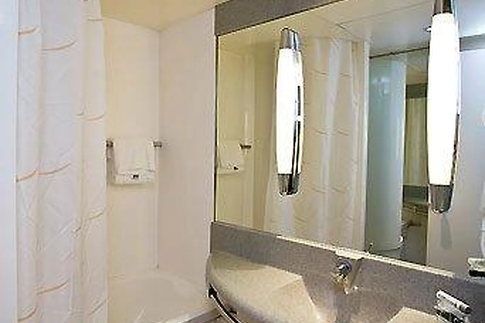 Lieux événementiels, NOVOTEL AIX EN PROVENCE BEAUMANOIR LES 3 SAUTETS