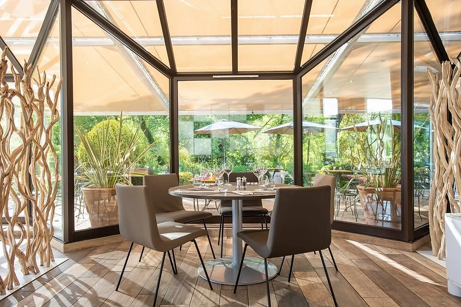 Lieux événementiels, NOVOTEL AIX-EN-PROVENCE PONT-DE-L'ARC FENOUILLÈRES