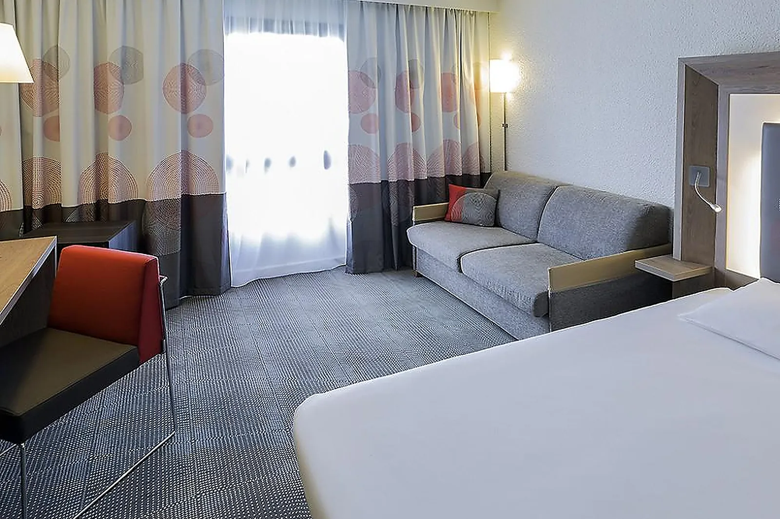 Lieux événementiels, NOVOTEL AMBOISE