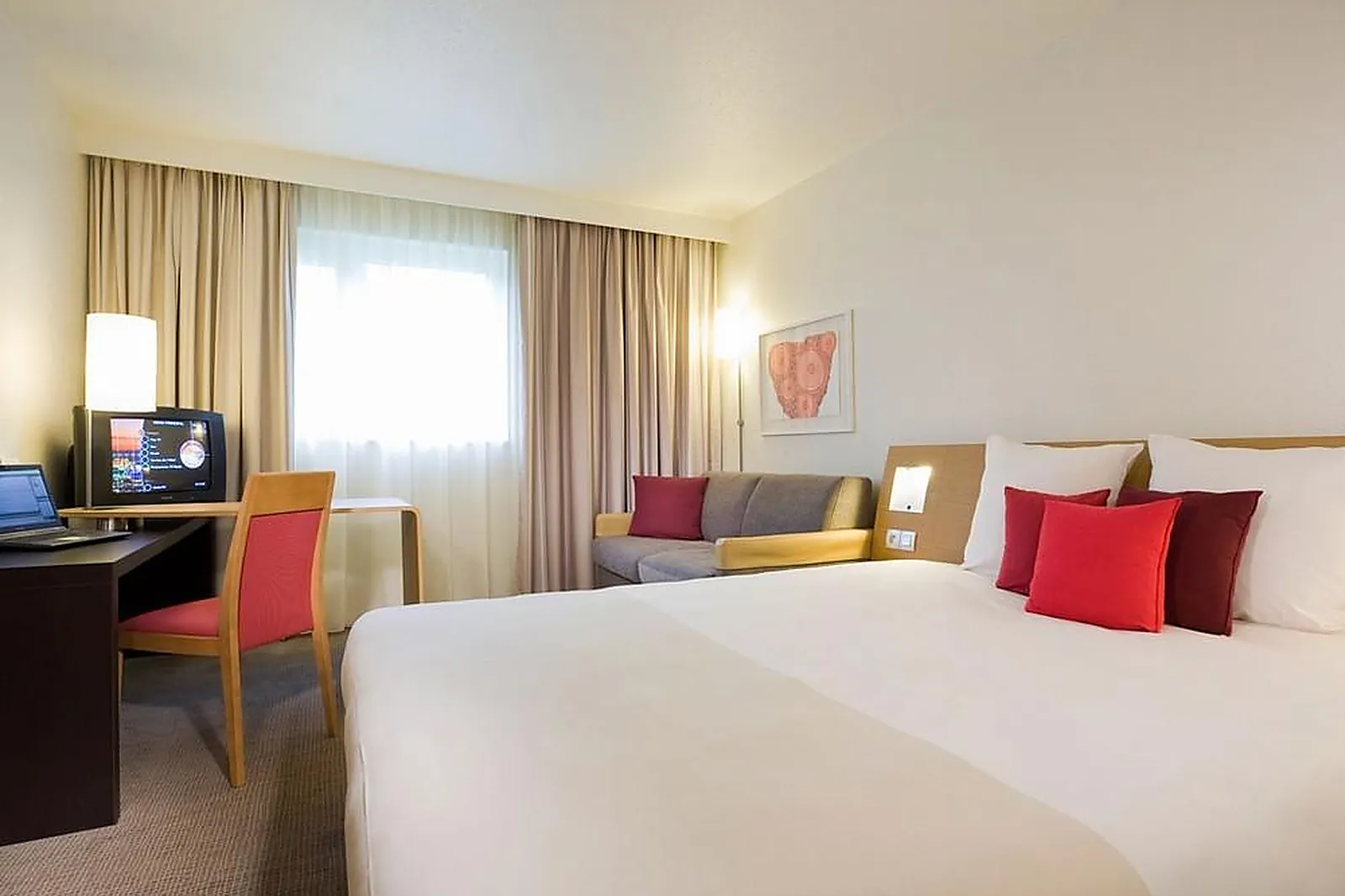 Lieux événementiels, NOVOTEL AMIENS PÔLE JULES VERNE