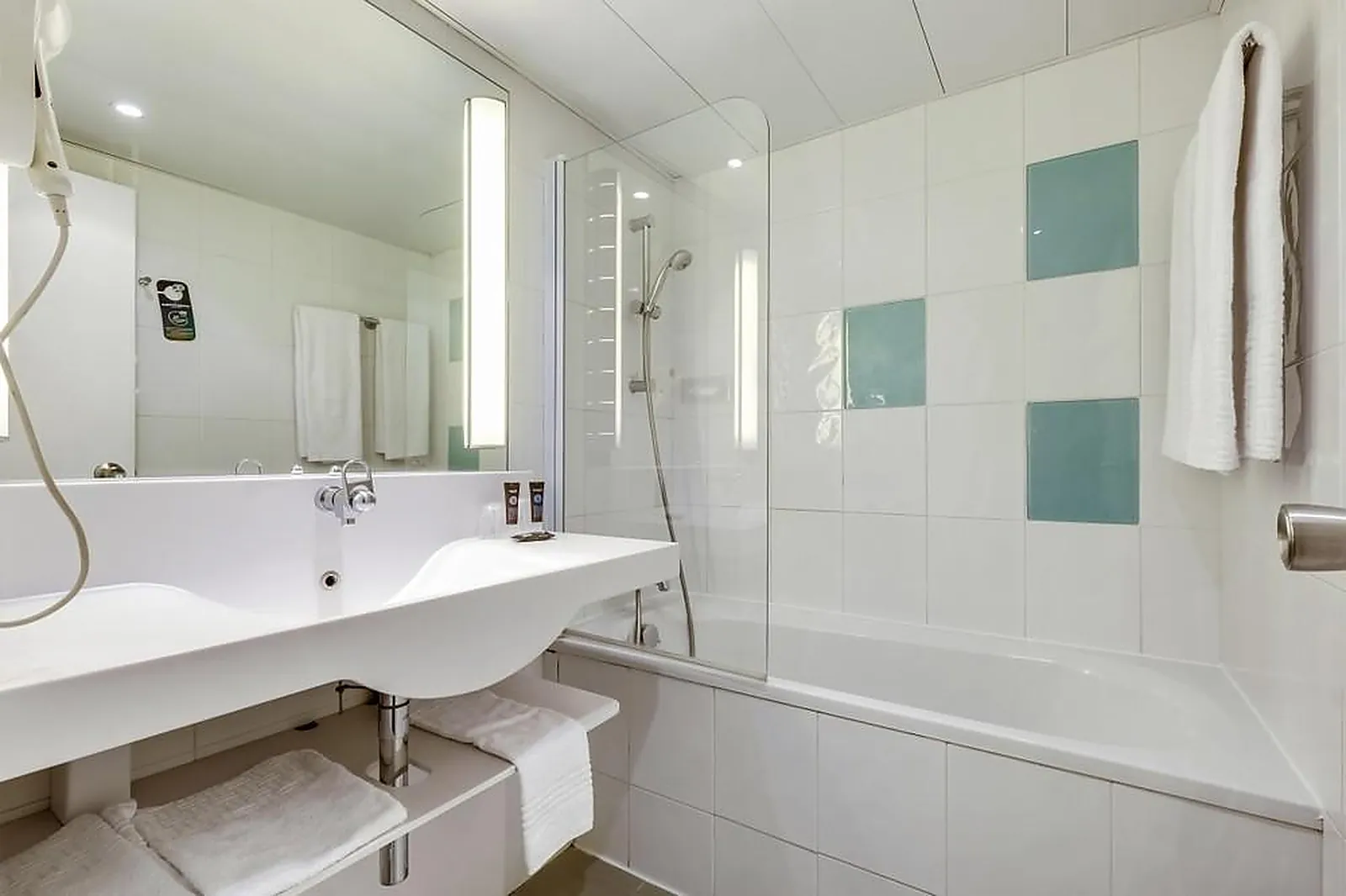 Lieux événementiels, NOVOTEL ATRIA NÎMES CENTRE