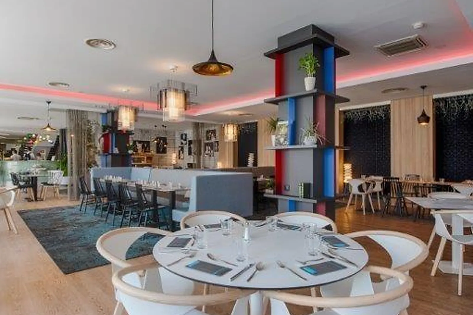 Lieux événementiels, NOVOTEL AVIGNON CENTRE