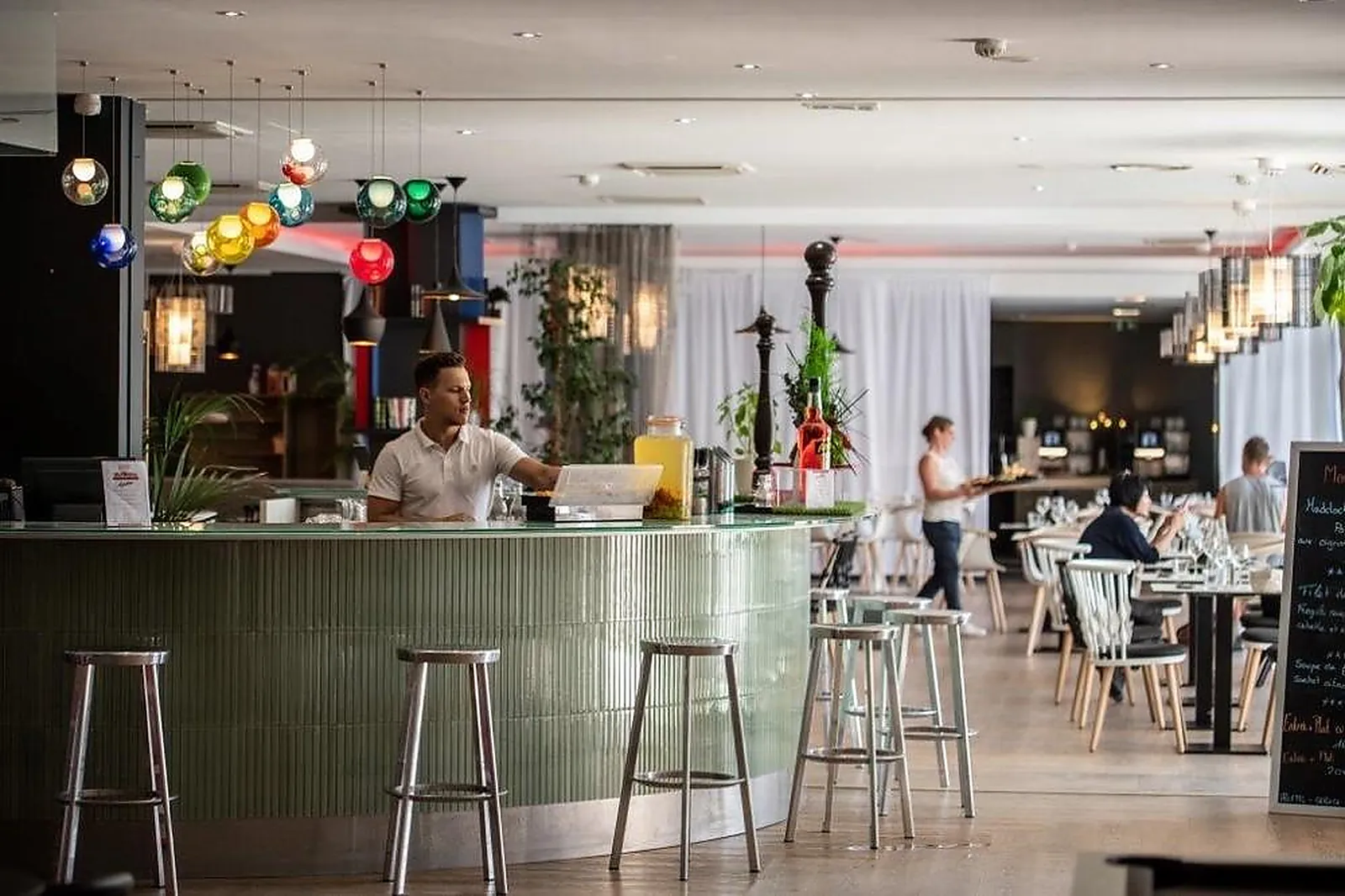 Lieux événementiels, NOVOTEL AVIGNON CENTRE