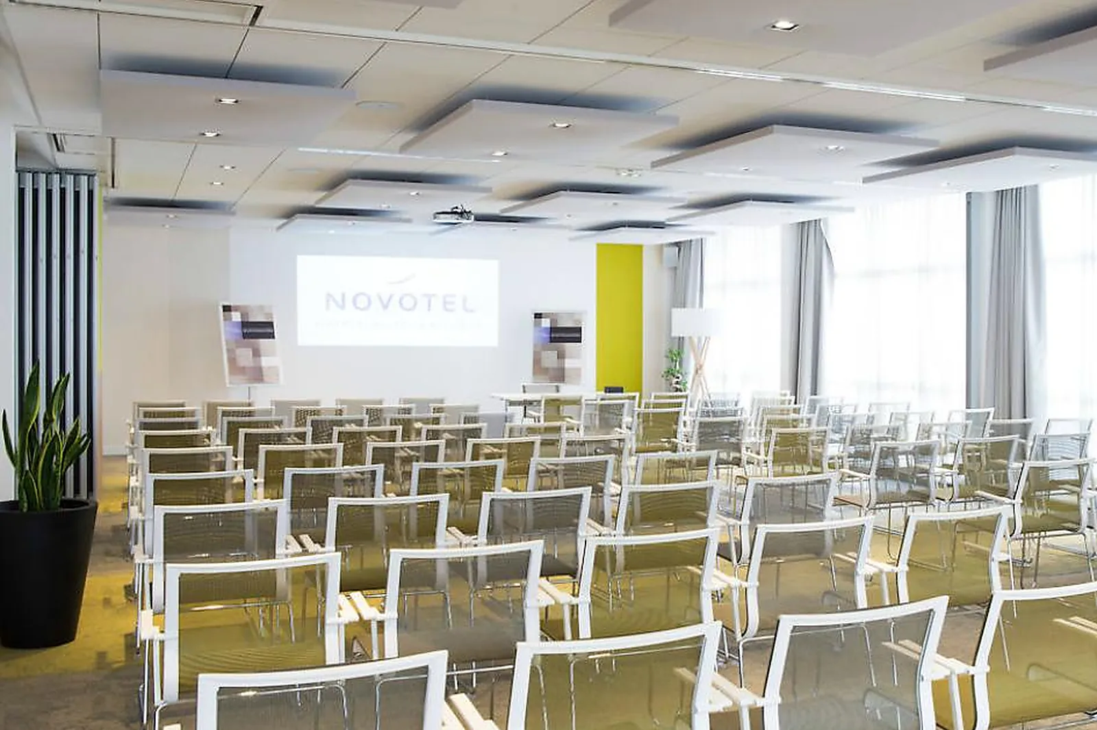 Lieux événementiels, NOVOTEL BORDEAUX LAC