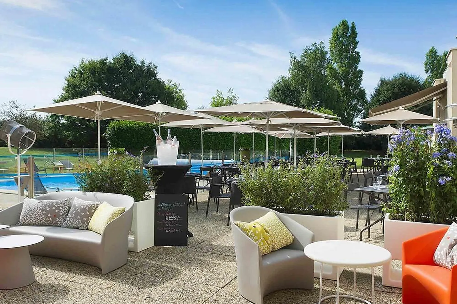 Lieux événementiels, NOVOTEL BOURGES